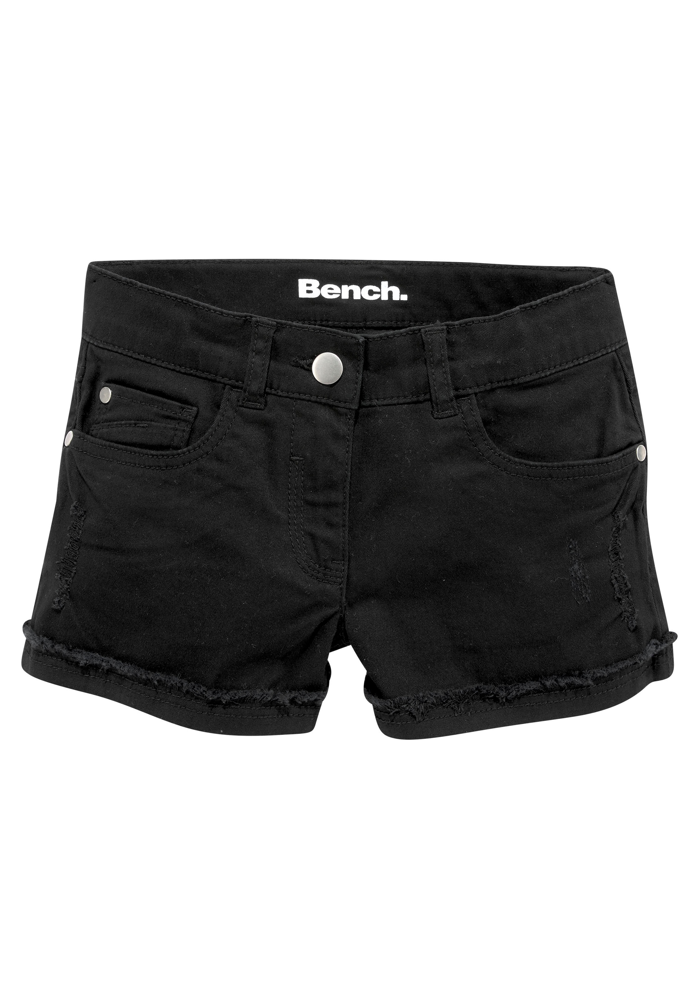 Bench. Shorts, mit dezenten Abriebeffekten im Online-Shop kaufen