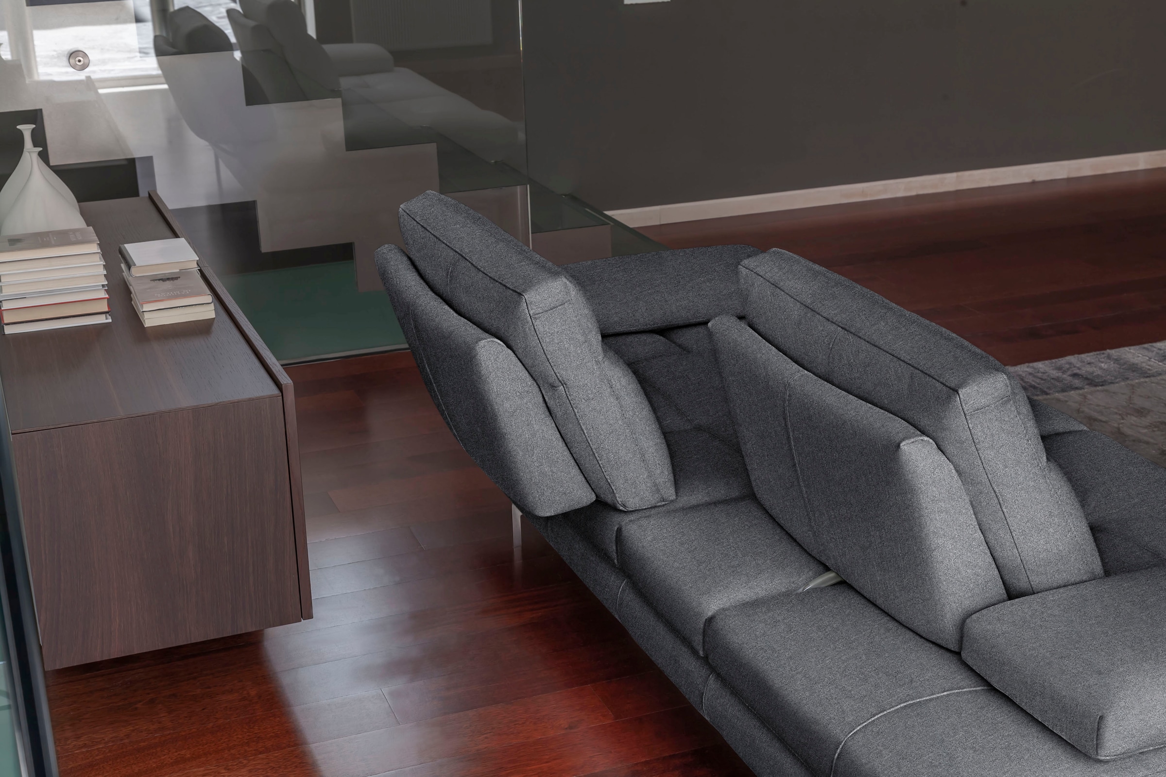 CALIA ITALIA 3,5-Sitzer »Toby Wing, 228 cm breit, Designsofa mit erstklassigem Sitzkomfort« inklusive Sitztiefenverstellung, Füße in Chrom glänzend