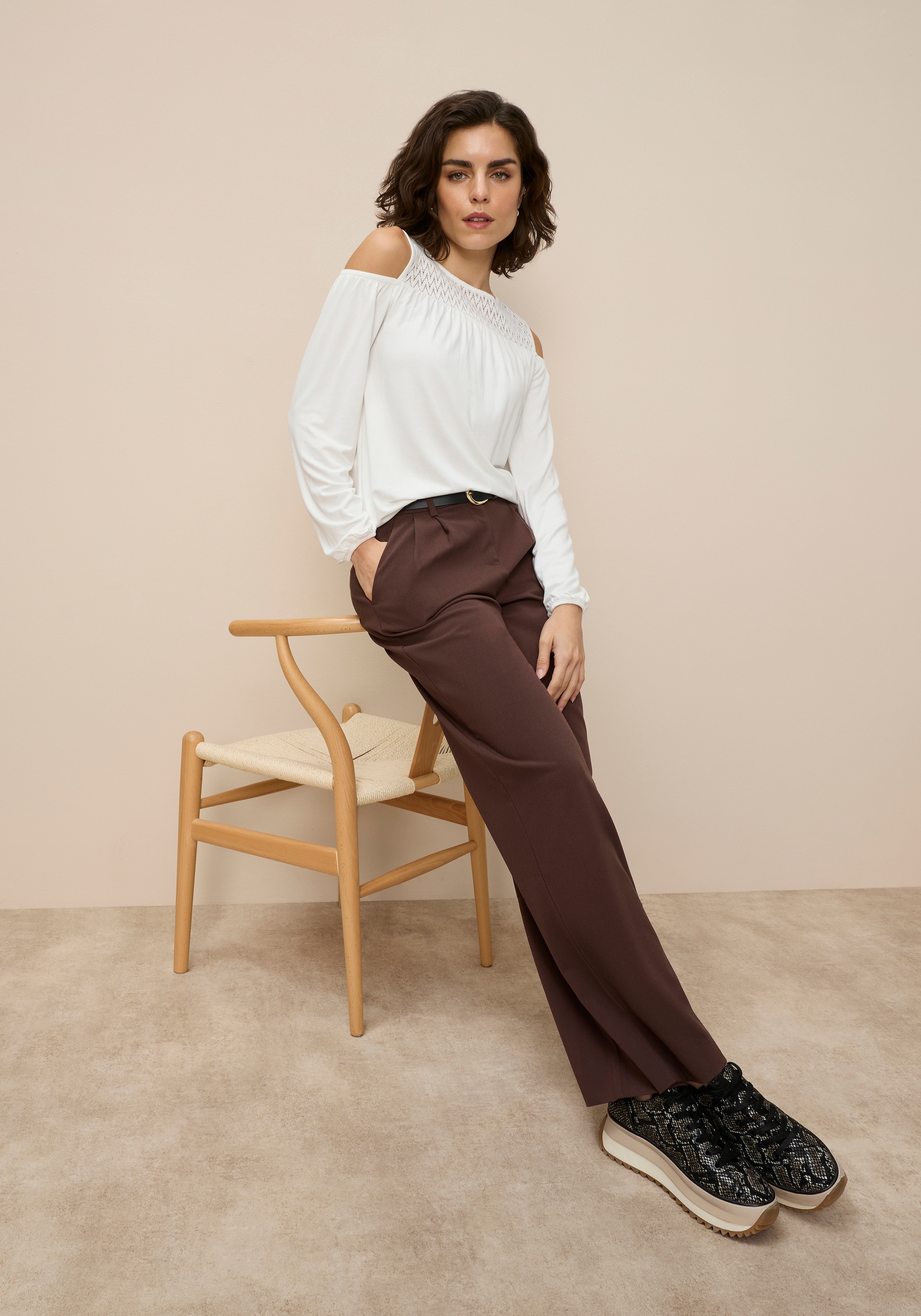 Laura Scott Langarmshirt lässig geschnitten, Langarm, femininer Stil