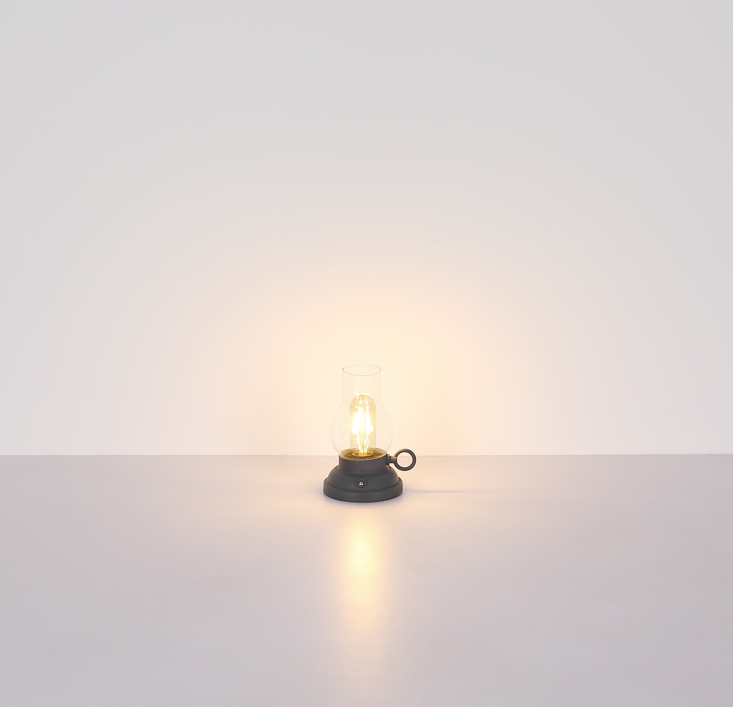 GLOBO LIGHTING LED Tischleuchte »PETRO«, 1 flammig, Leuchtmittel LED-Modul | LED fest integriert, USB-Ladekabel Leuchtdauer ca. 6 Stunden 2700 Kelvin