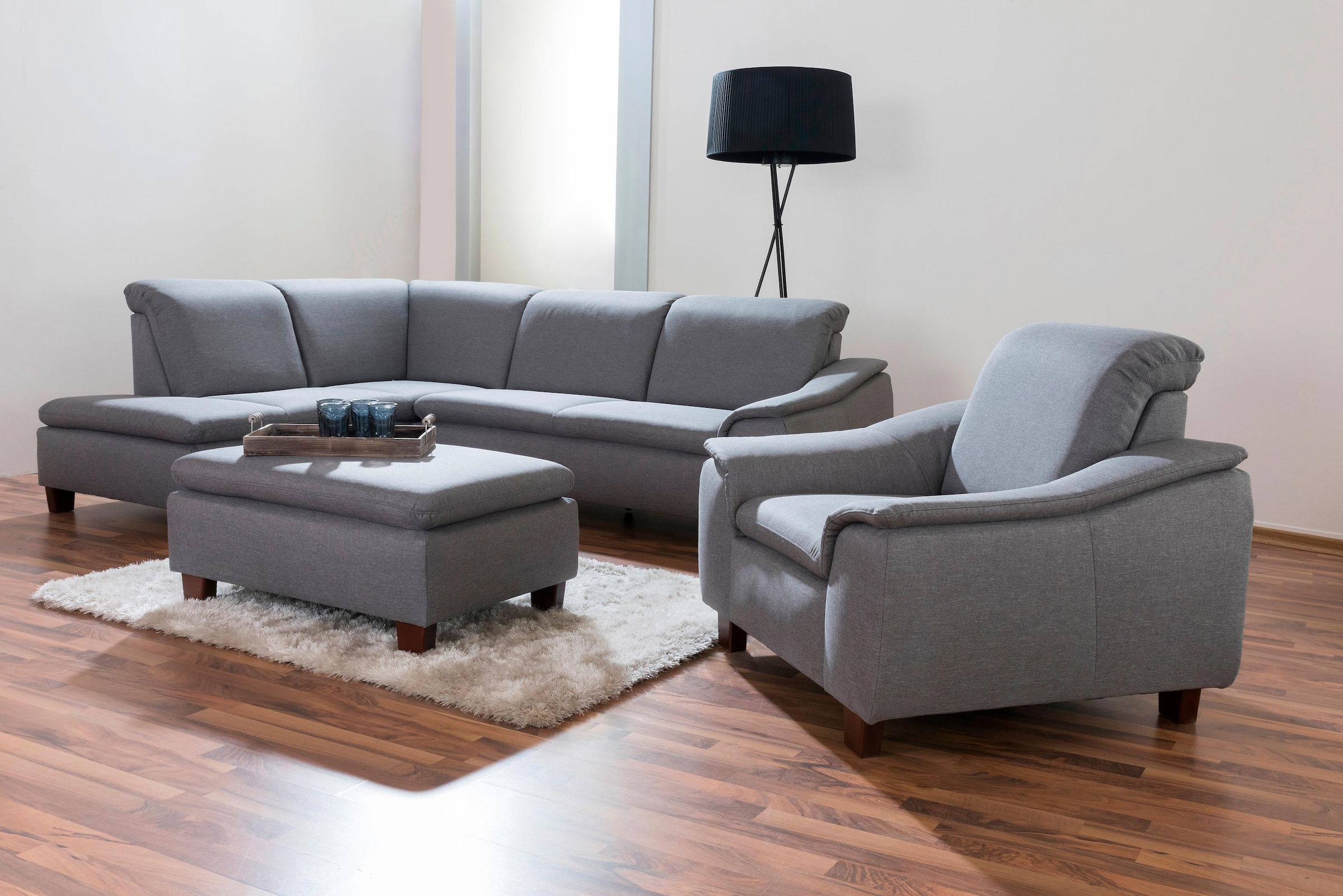 Max Winzer® Ecksofa »Alessio, aktuelle Mattenoptik, geschwungene Formensprache, bequem«, mit abgerundeter Rückenlehne, Ottomane wahlweise links oder rechts