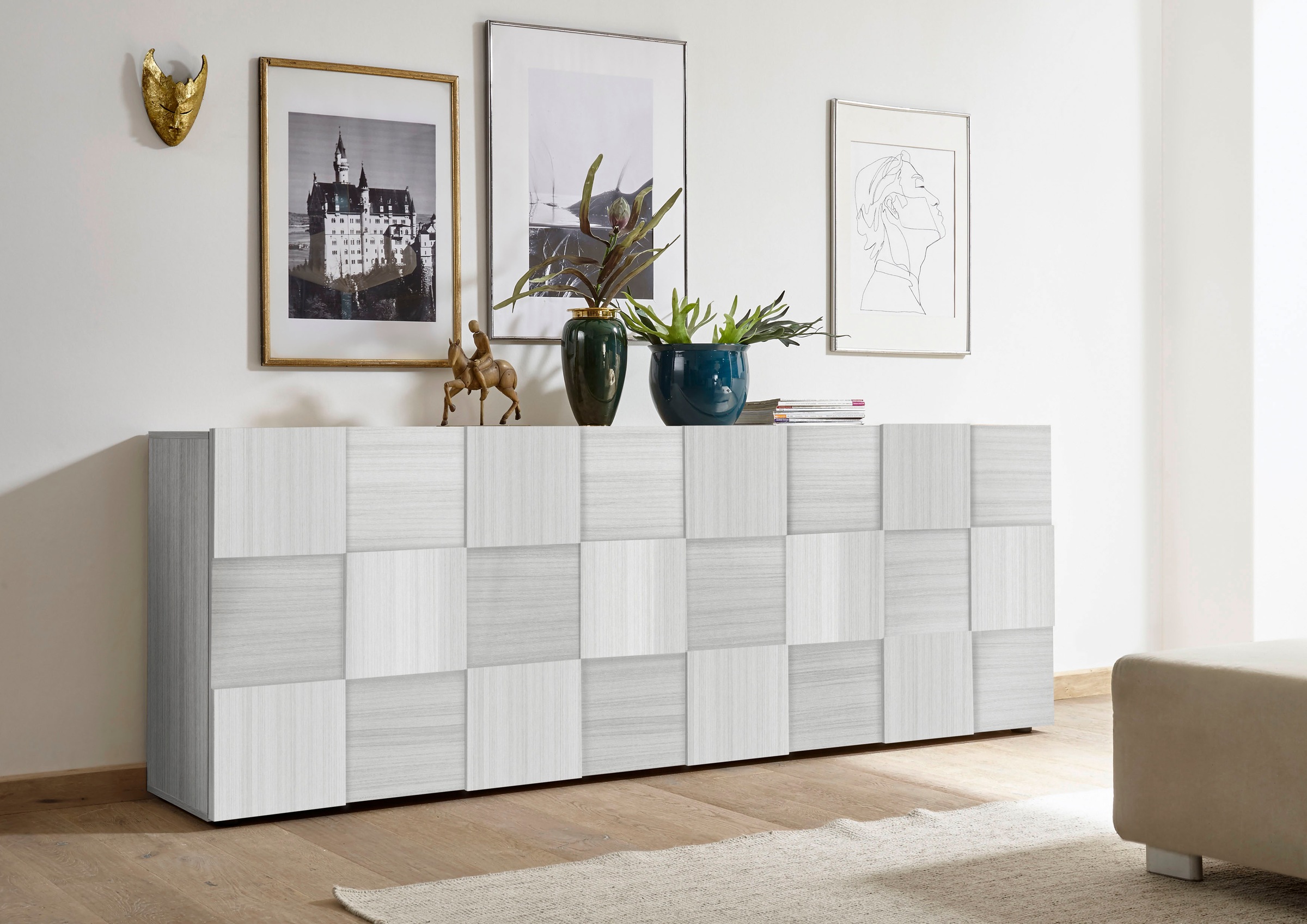 Sideboard „Dama Sideboard“, grifflos, Eucalipto B/H/T: 241 cm x 84 cm x 42 cm