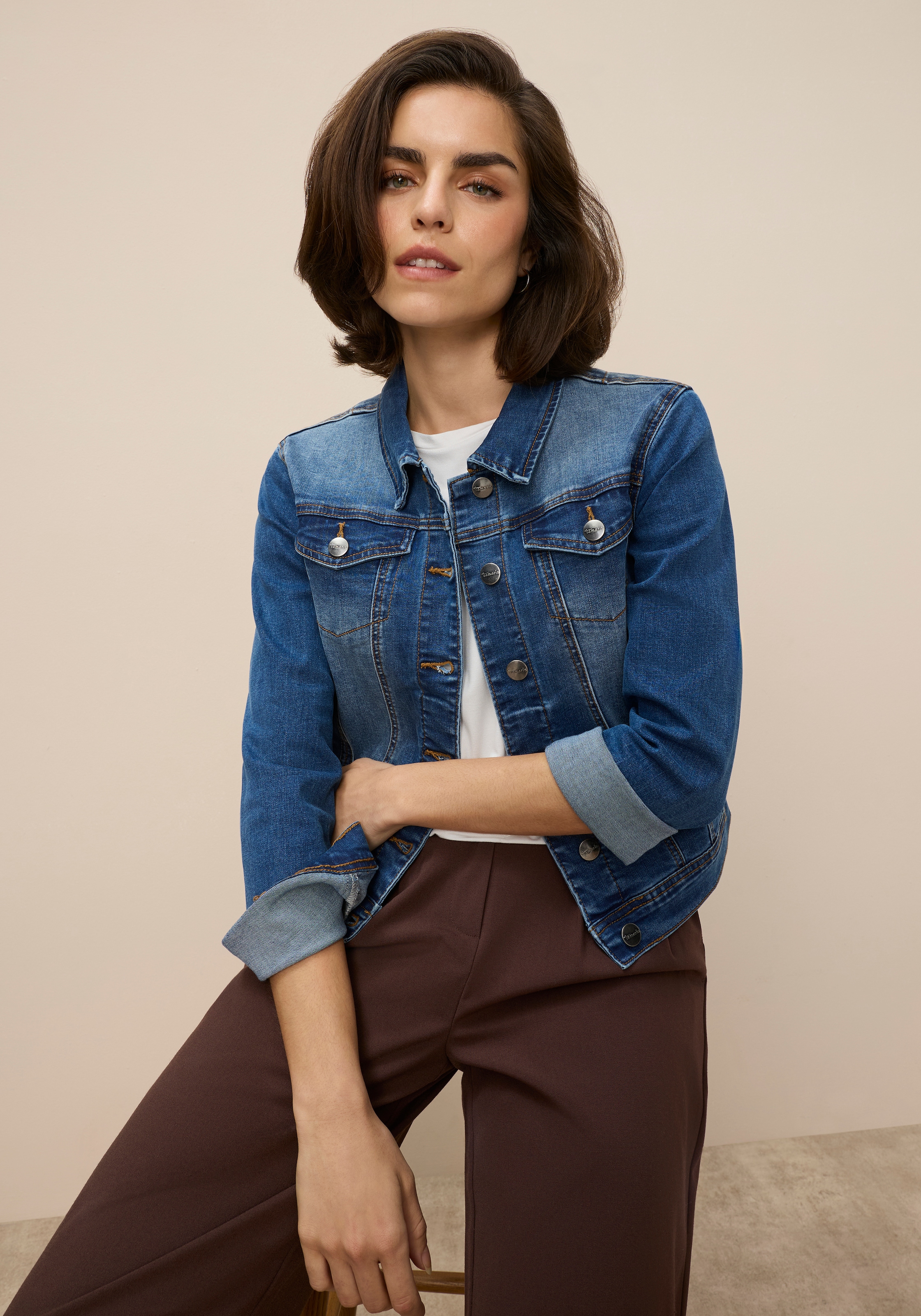 Tamaris Jeansjacke aus elastischem Denim-Material, mit Brusttaschen und Eingrifftaschen