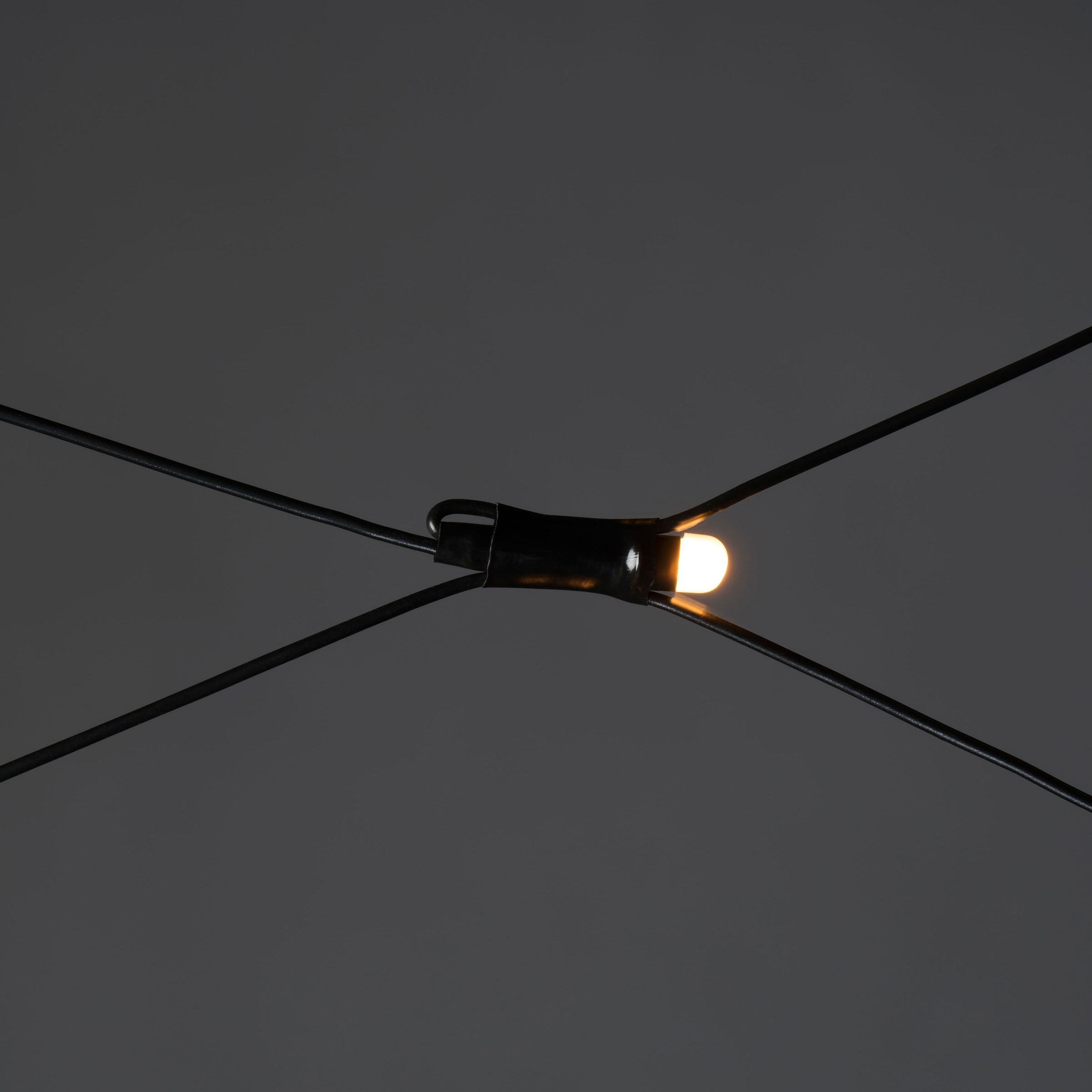 KONSTSMIDE LED-Lichternetz, 120 St.-flammig, Micro LED Lichternetz, gefrostet, 120 bernsteinfarbene Dioden