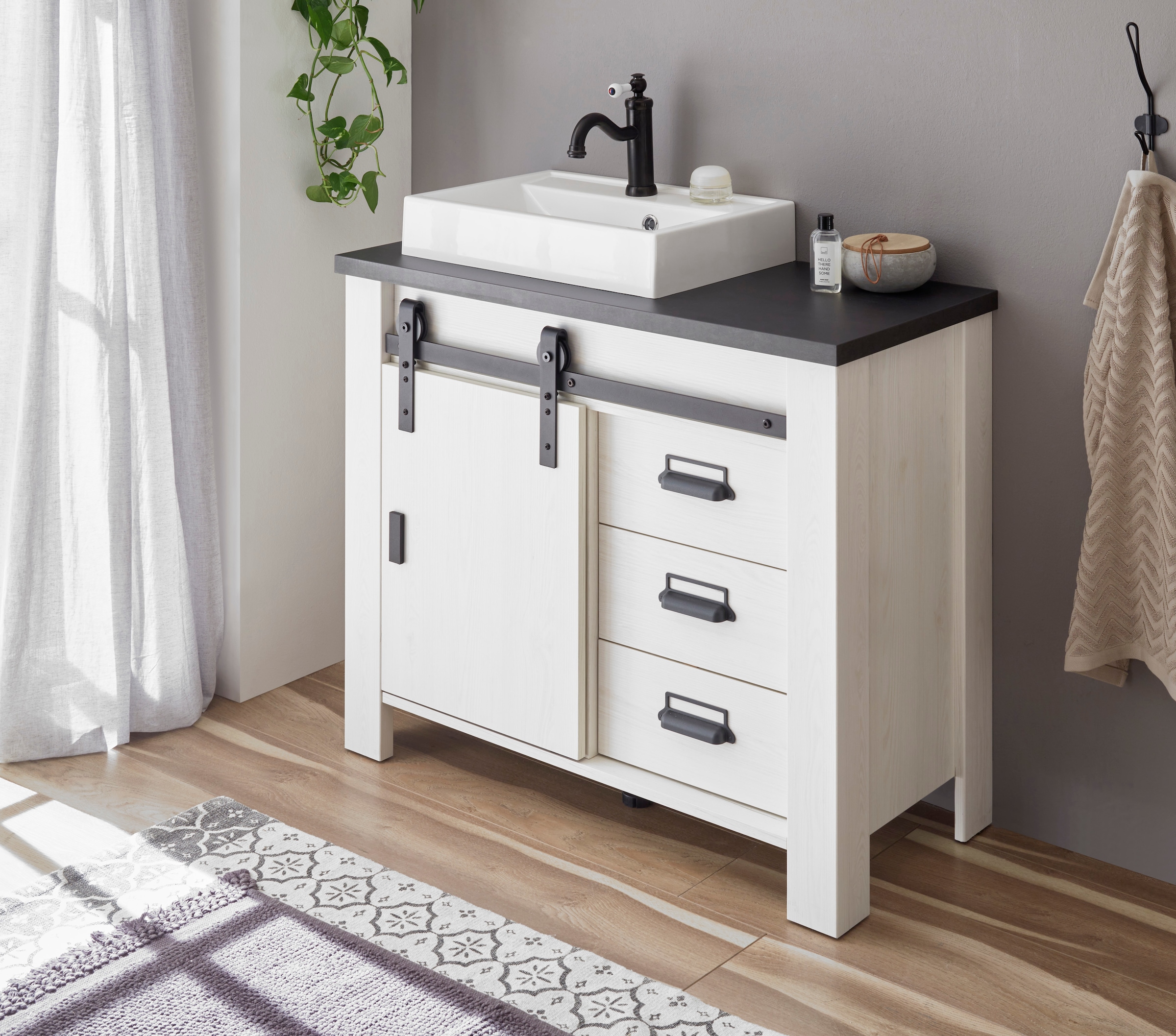 Home affaire Badmöbel-Set »SHERWOOD, Bad im modernen Design, 2-teiliges Badezimmer«, (2 St.), in 2 Farben verfügbar, Scheunentorbeschlag & Apothekergriff aus Metall