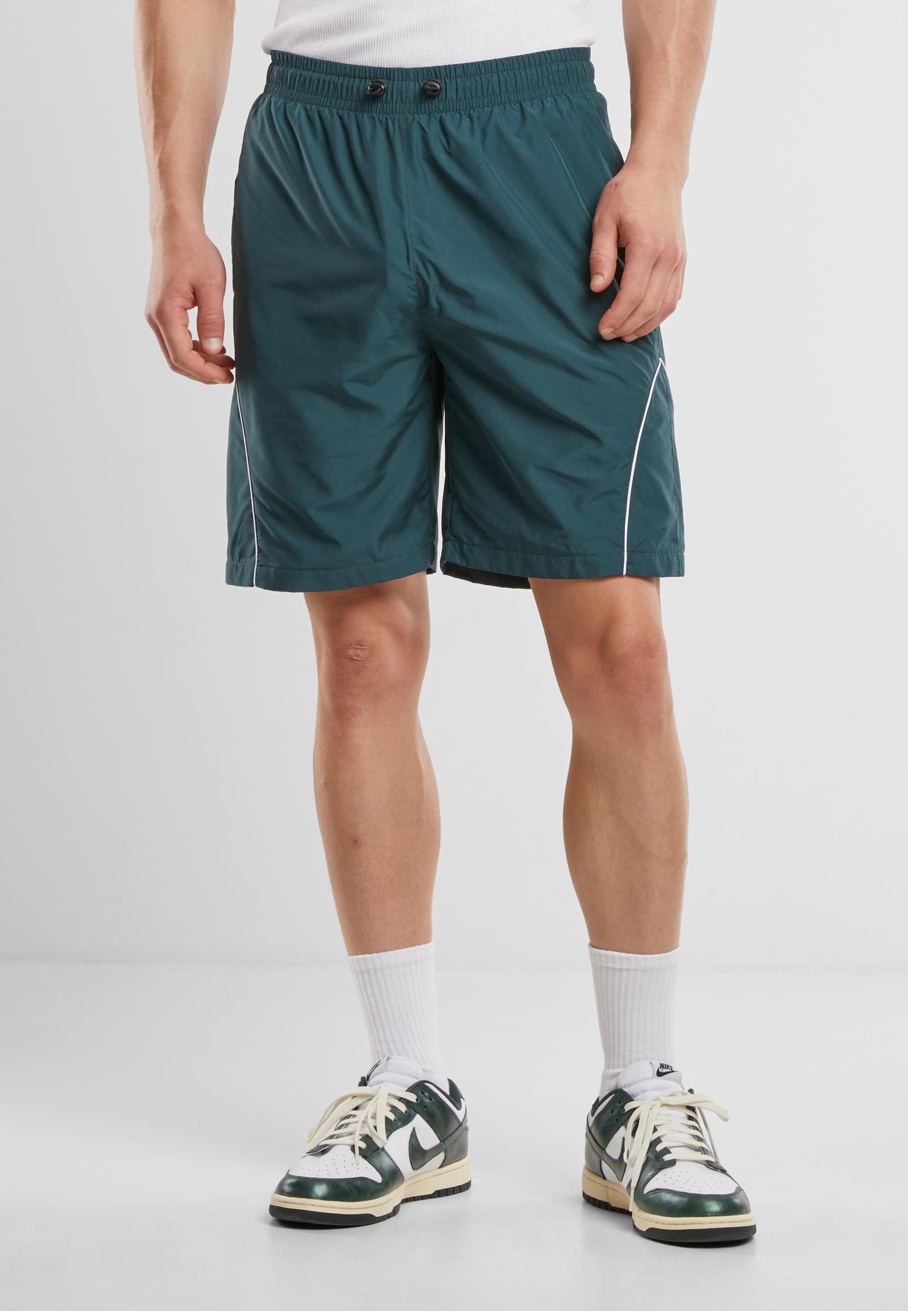 URBAN CLASSICS Shorts »Urban Classics Piped Panel Trackshorts«