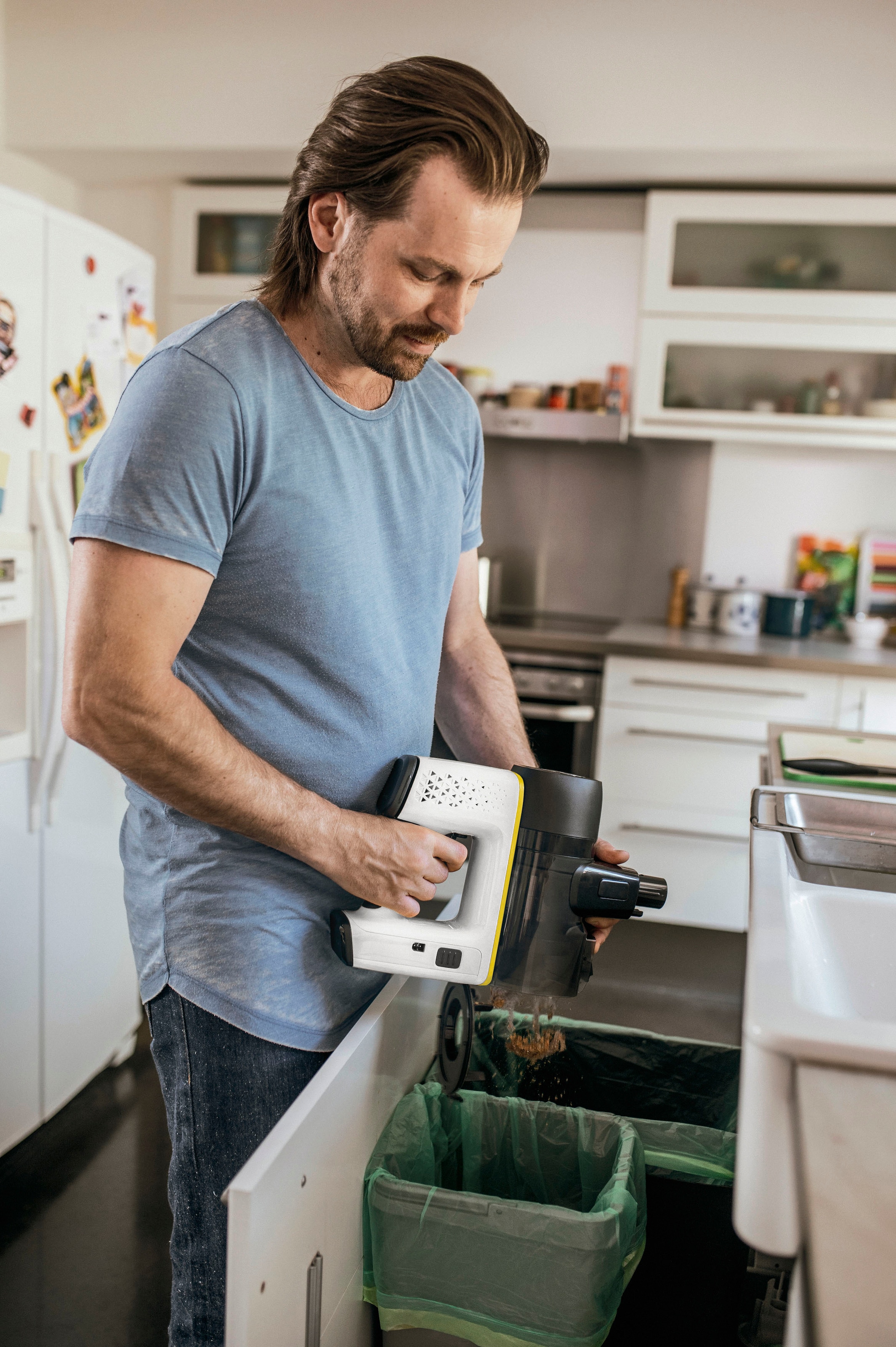 KÄRCHER Akku-Bodenstaubsauger »VC 6 Cordless ourFamily«, 2 Saugstufen, Laufzeit: bis zu 50 min.,Wandhalterung mit Ladefunktion