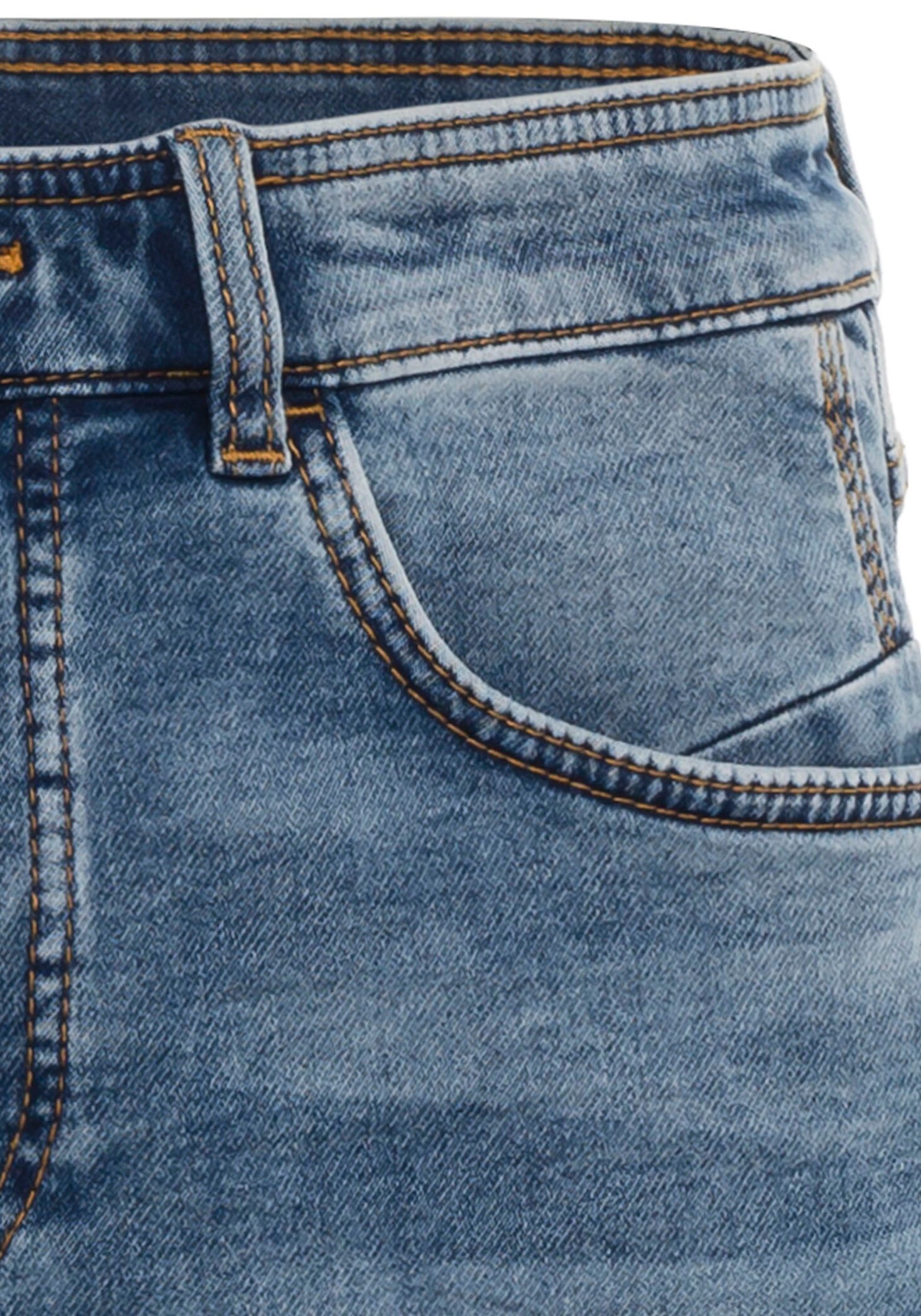 4. Bild von camel active Shorts