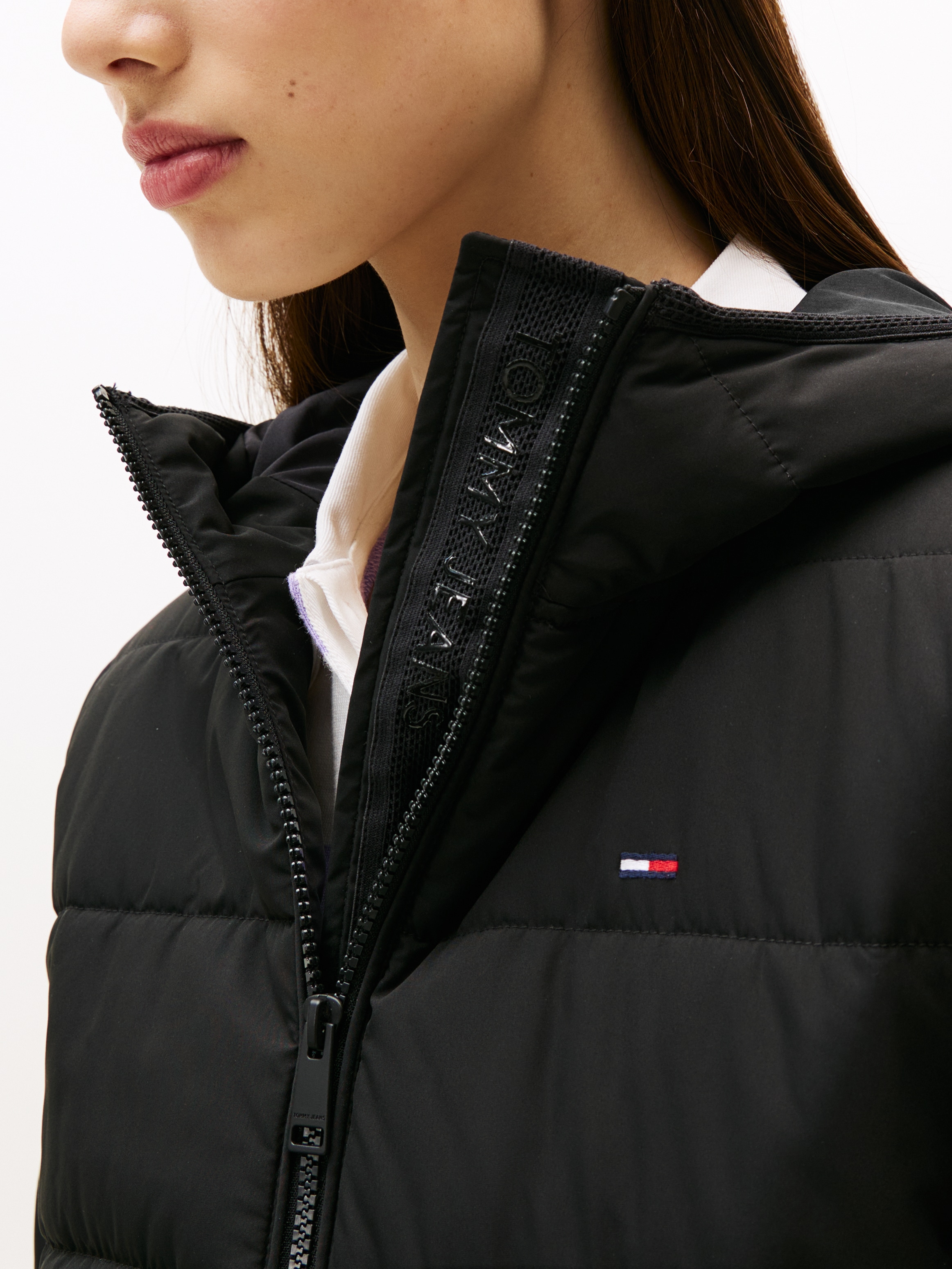 Tommy Jeans Steppjacke »TJW SLIM LW HOODED PADDED JACKET« mit Kapuze Steppware, slim fit, mit Kapuze