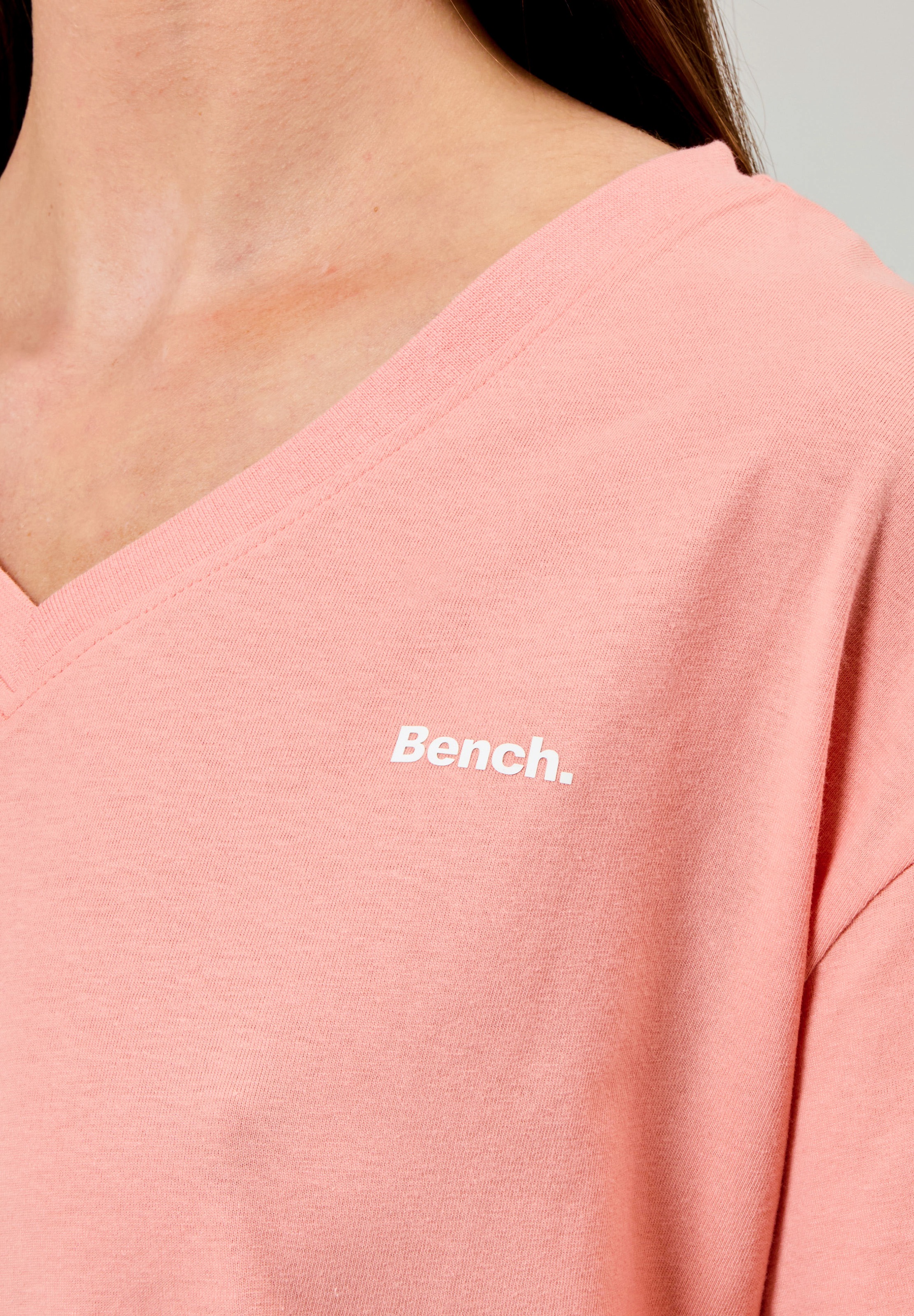 Bench. V-Shirt »HAIZEL«