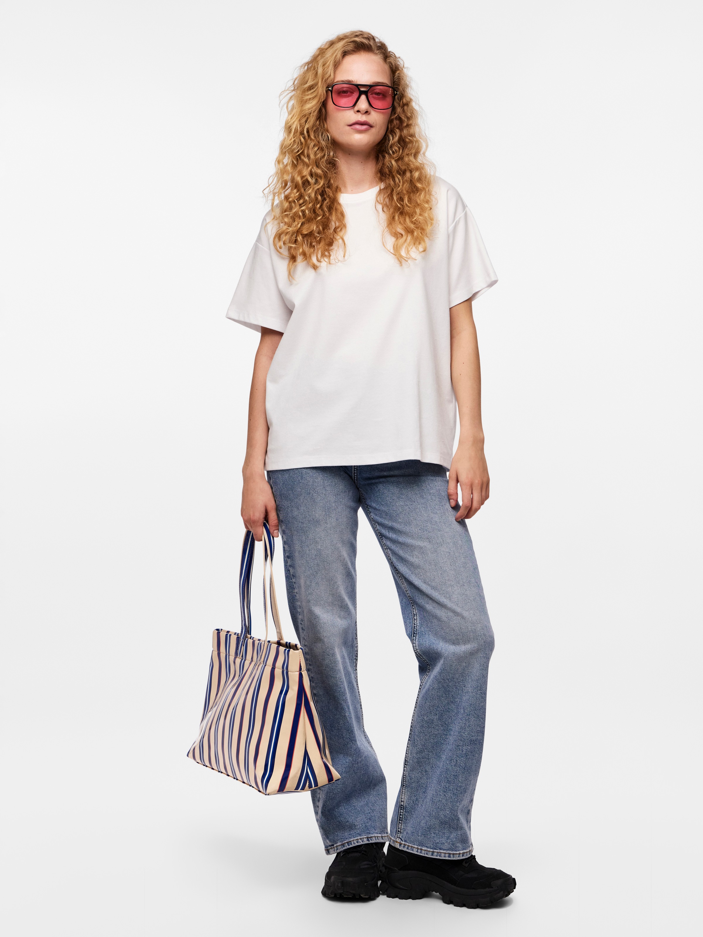 pieces Kurzarmshirt »PCSKYLAR SS OVERSIZED TEE NOOS«
