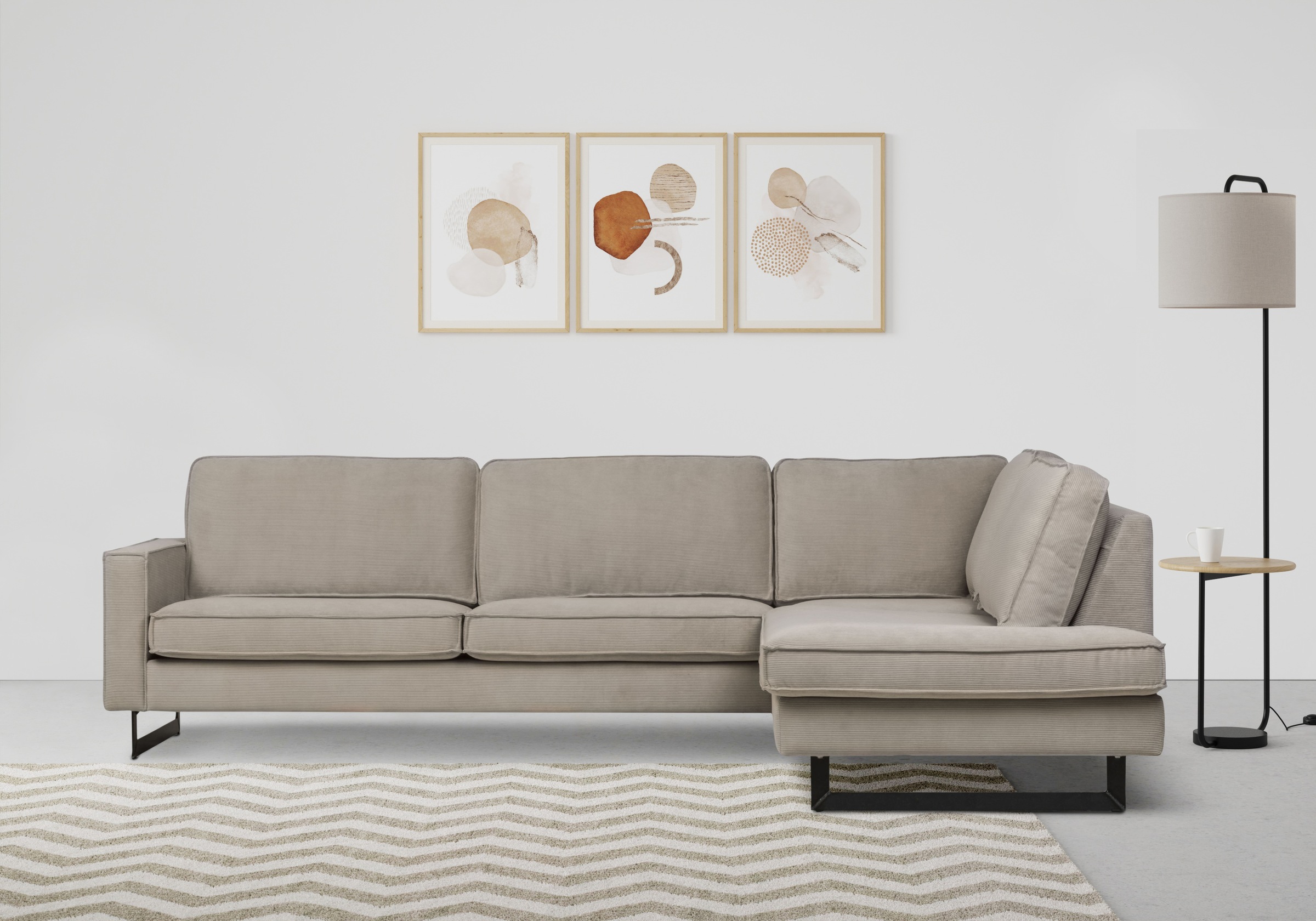 Places of Style Ecksofa »Pinto, 290 cm, Cord, Chenille, Lederoptik, Ottomane links / rechts«, mit Keder, schwarze Metallfüße, Wellenunterfederung