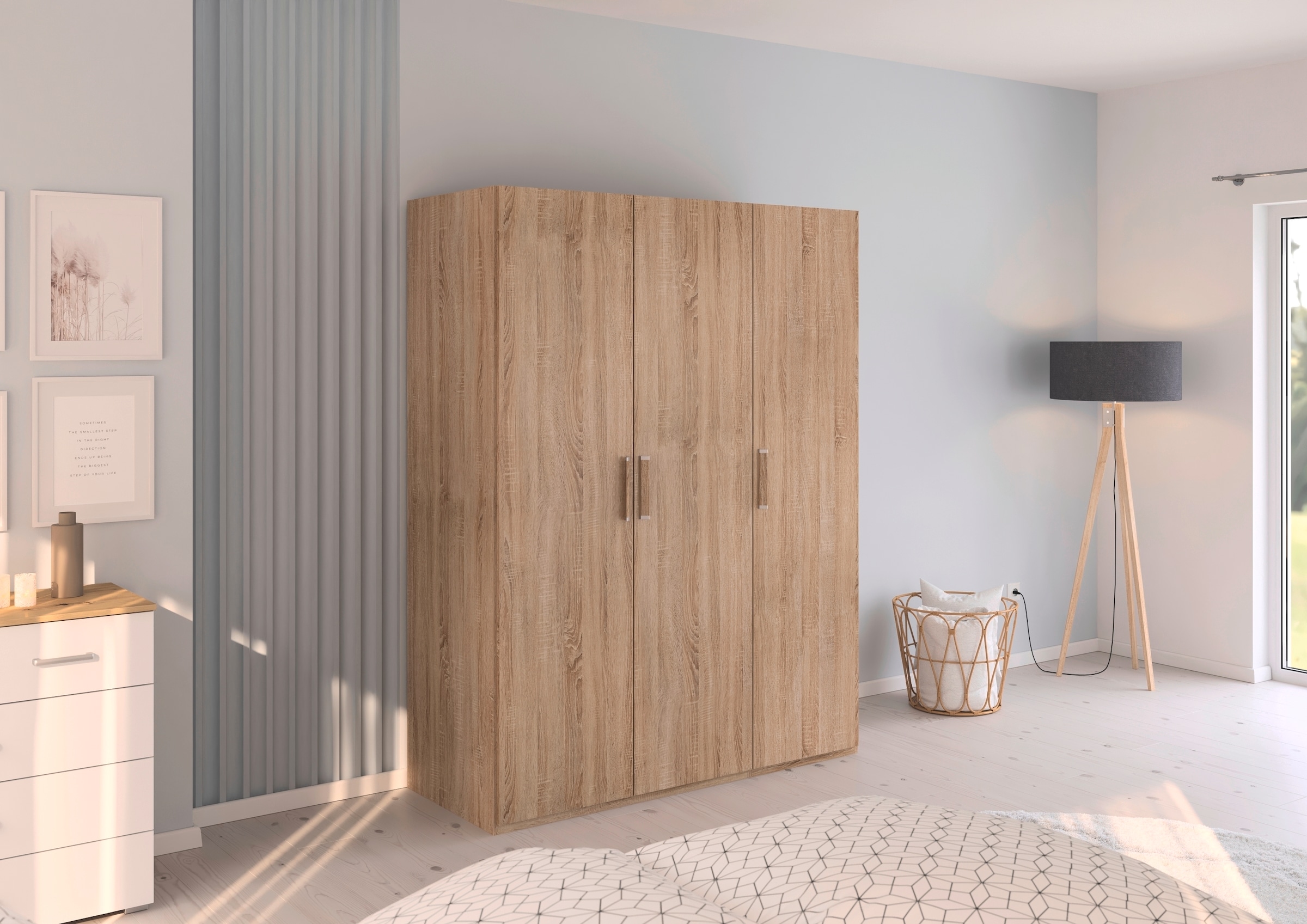rauch Drehtürenschrank »Kleiderschrank Schrank Garderobe Schlafzimmerschrank EVELYN«, (in 2 Höhen 197 oder 210 cm erhältlich), in elegantem Stil, viel Stauraum 4 Breiten und 2 Höhen MADE IN GERMANY