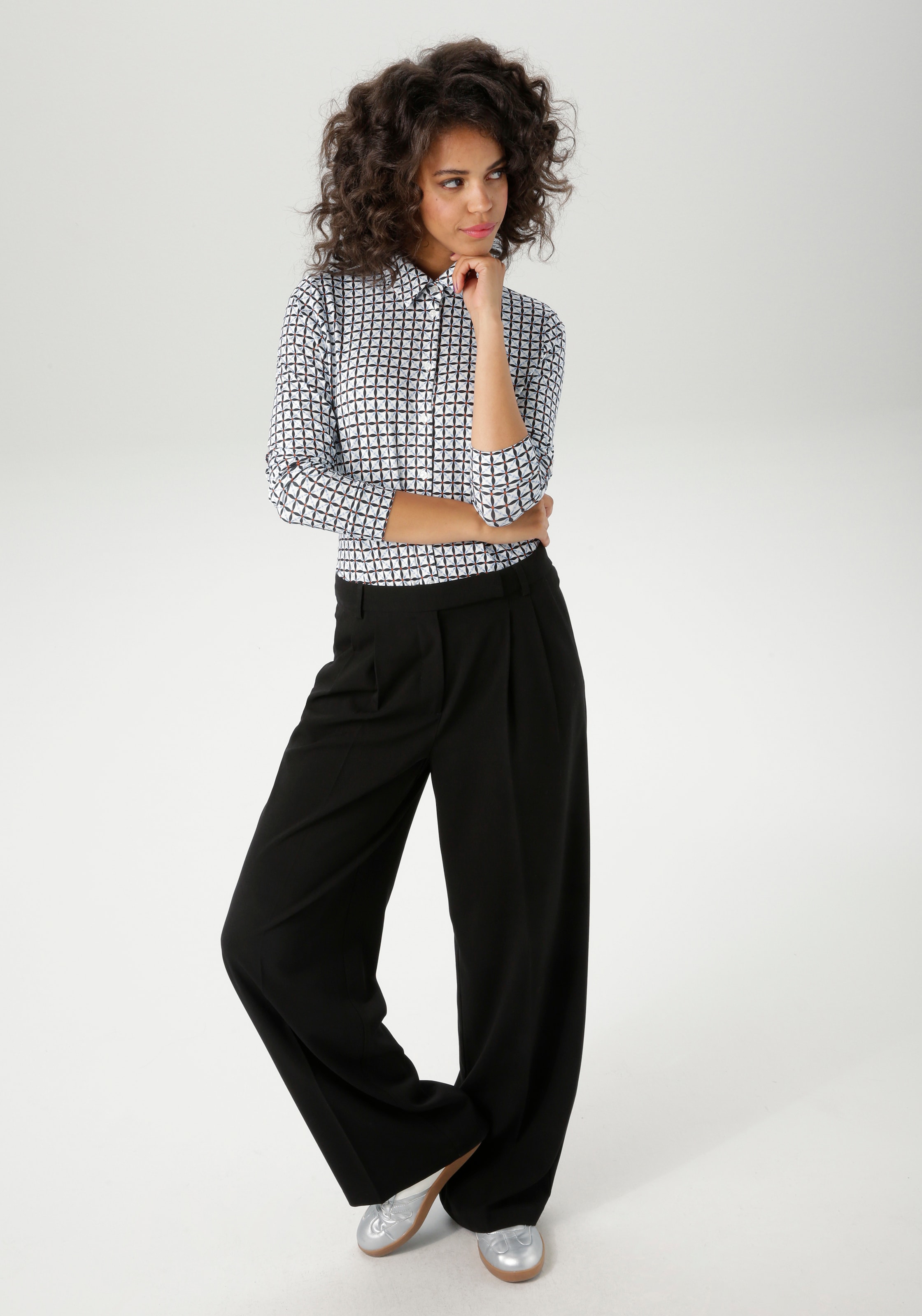 Aniston CASUAL Hemdbluse, mit farbharmonischem Retro-Muster - NEUE KOLLEKTION
