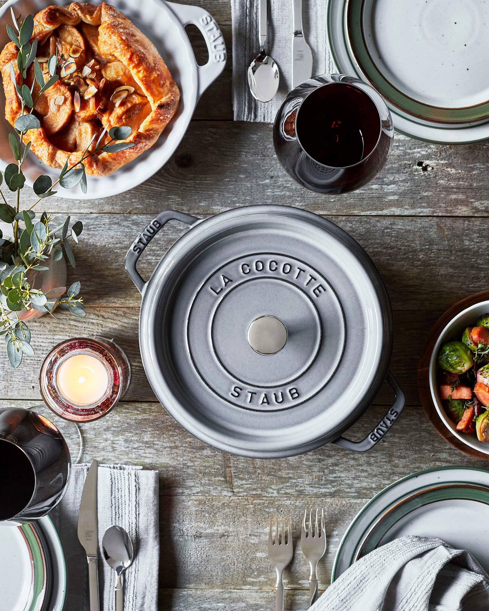 STAUB Bräter »Cocotte«, Gusseisen, (1 tlg.), robust, langlebig, perfekte Hitzeverteilung, Aromaregen-Deckel