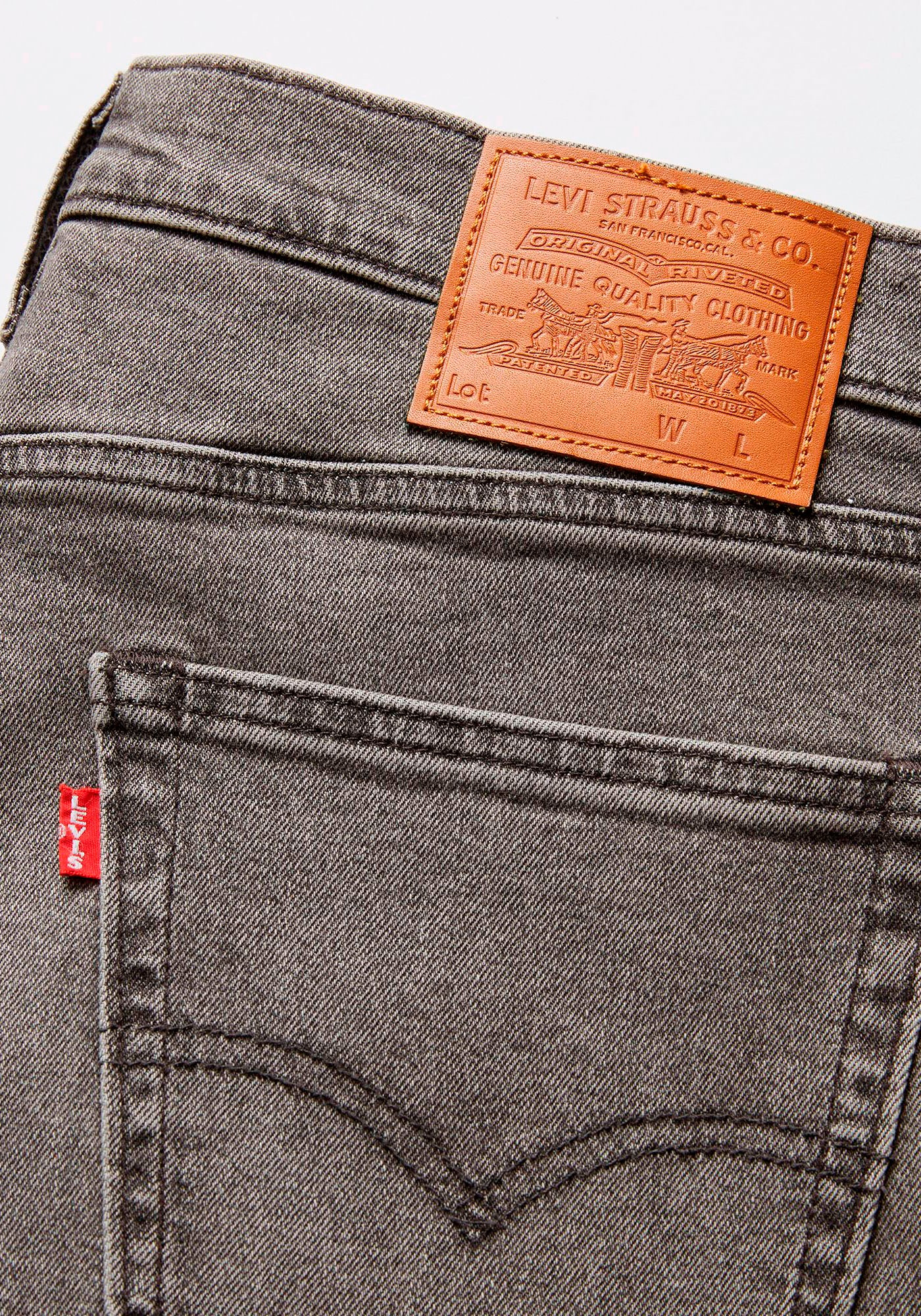Levi's® Tapered-fit-Jeans »502 TAPER«, in elegantem, modernem Stil