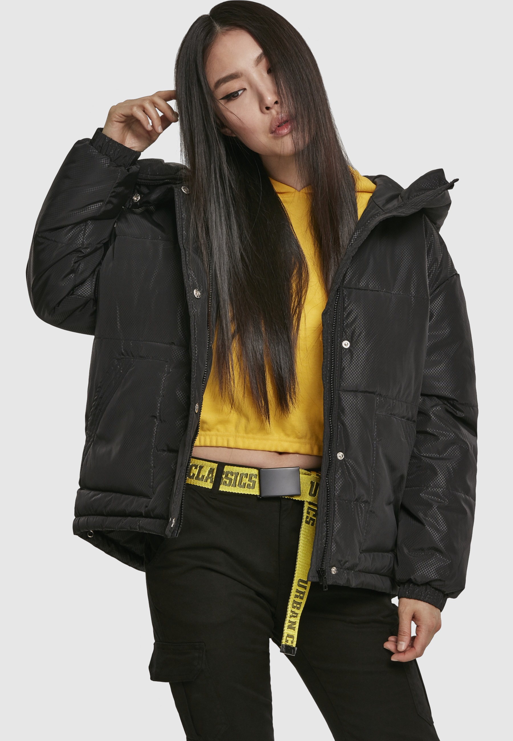 URBAN CLASSICS Winterjacke »Urban Classics Damen Ladies Oversized Hooded Puffer« 1 Stk. tlg. mit Kapuze