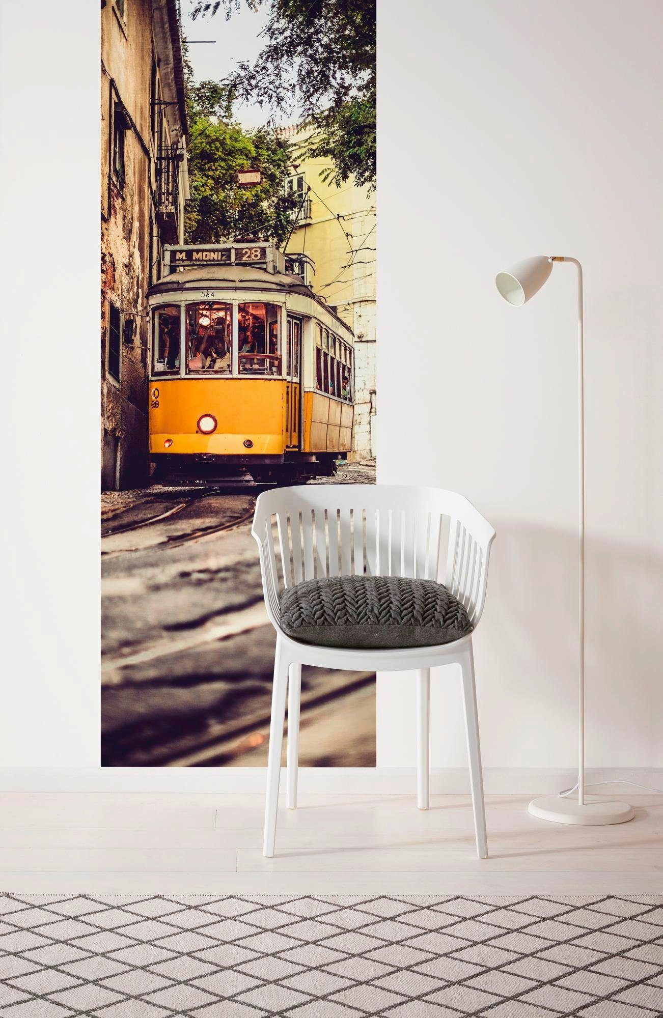 Komar Vliestapete »Digitaldruck Vlies - Lissabon - Größe 100 x 280 cm«, bedruckt, Wohnzimmer, Schlafzimmer