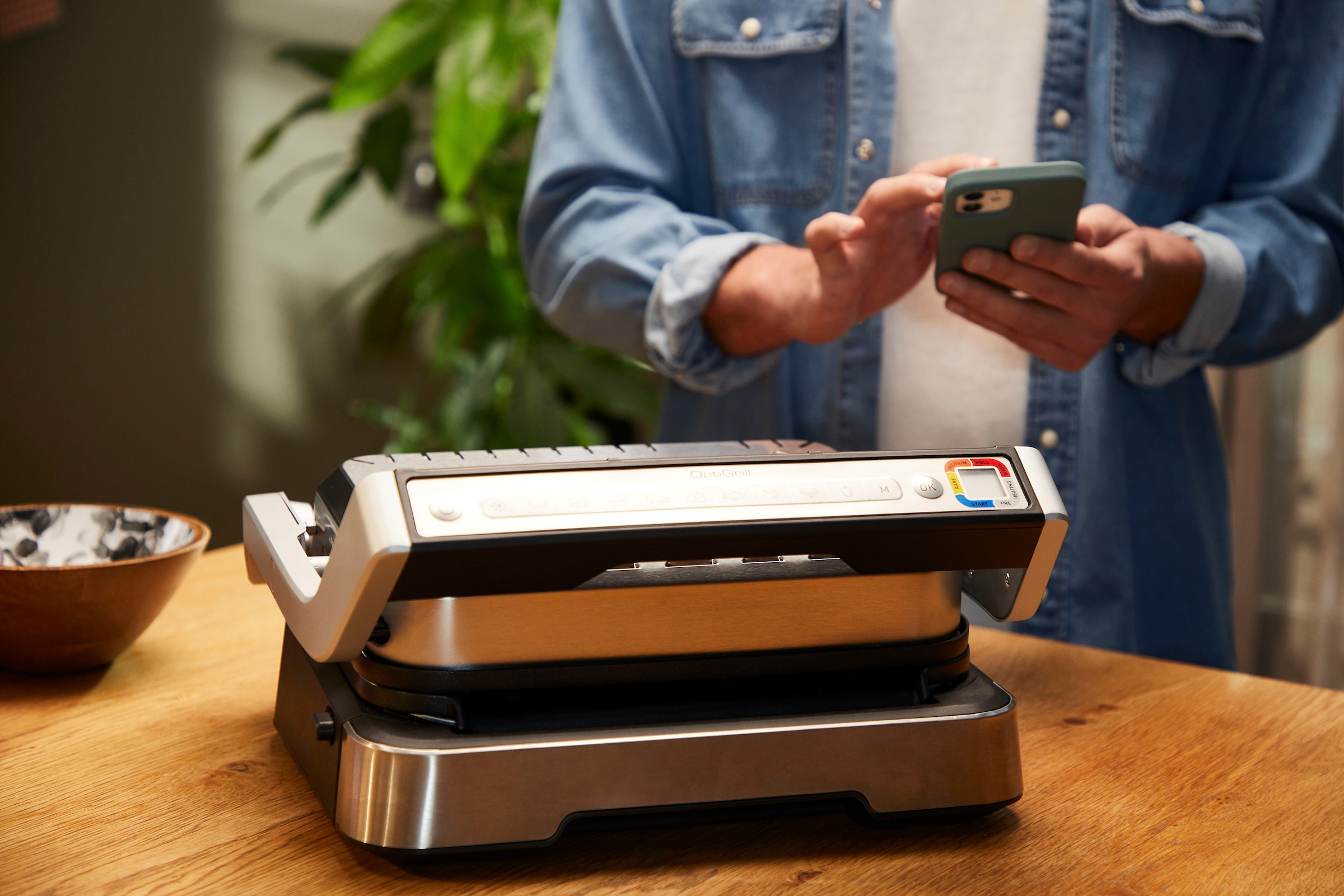 Tefal Kontaktgrill »GC773D OptiGrill 2-in-1 mit Grillzange«, 2100 W, intelligenter Grill & BBQ, aufklappbar, 9 Auto-Programme