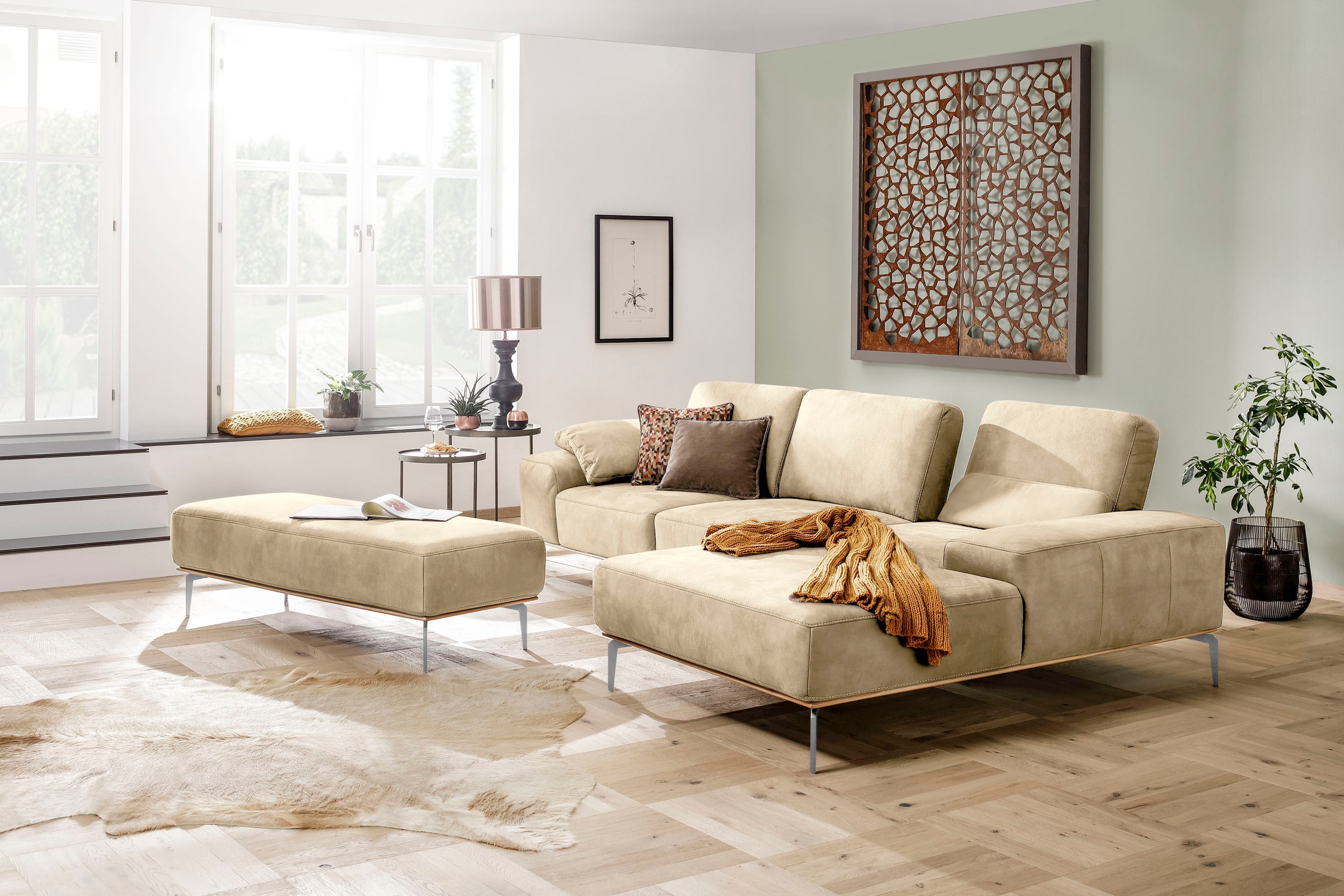 W.SCHILLIG Ecksofa »run, Designsofa mit tollem Sitzkomfort, bequem, L-Form«, mit elegantem Holzsockel, Füße in Chrom glänzend, Breite 319 cm