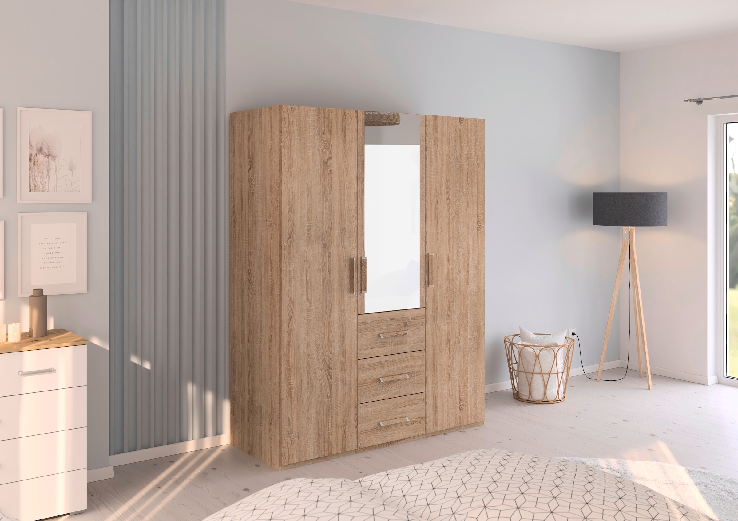 rauch Drehtürenschrank »Kleiderschrank Schrank Garderobe Schlafzimmerschrank EVELYN«, (in 2 Höhen 197 oder 210 cm erhältlich), in elegantem Stil mit Schubladen 3 Breiten und 2 Höhen MADE IN GERMANY