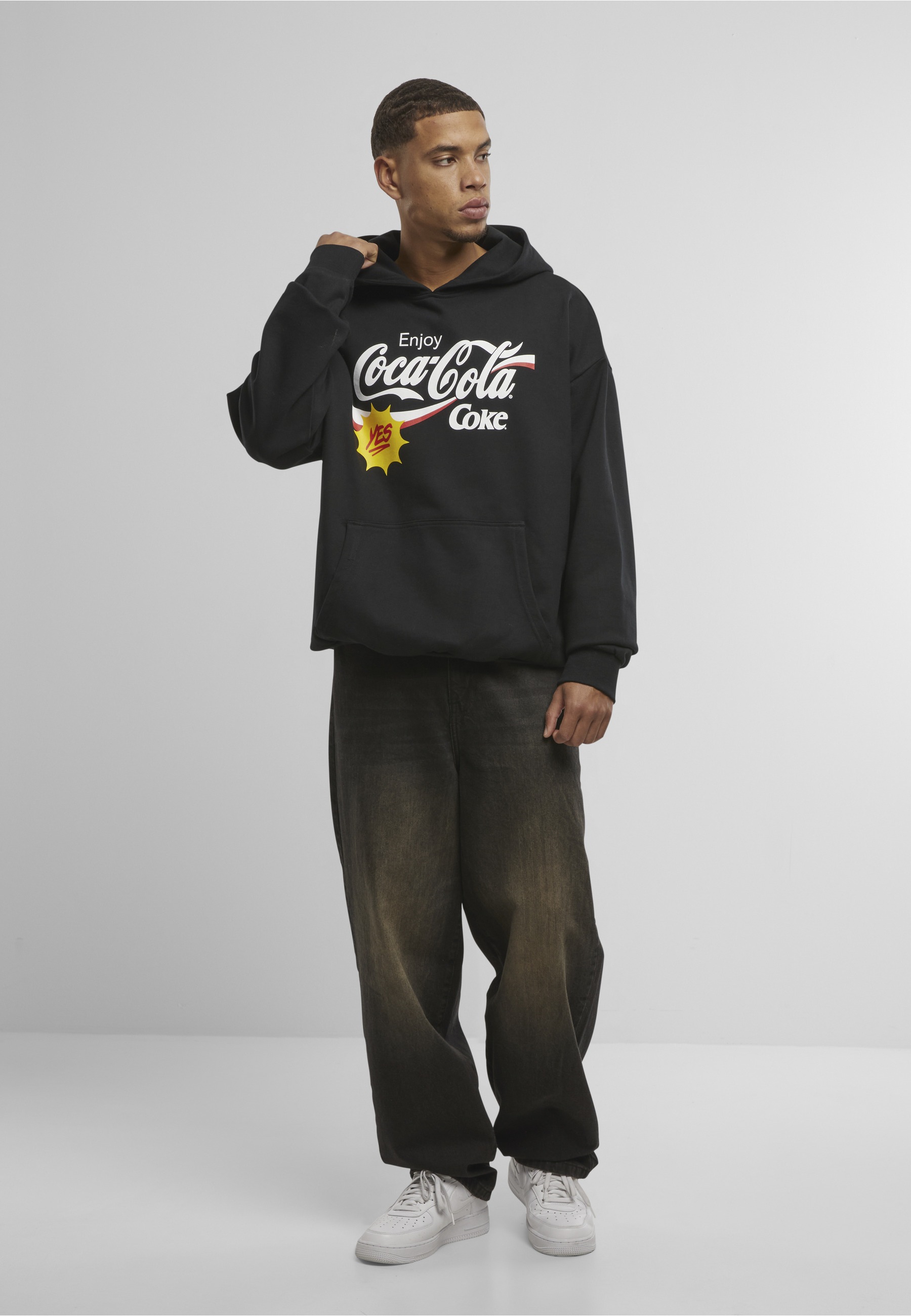 Merchcode Kapuzenpullover »Merchcode Coca Cola Refreshed Oversize Hoodie« 1 Stk.