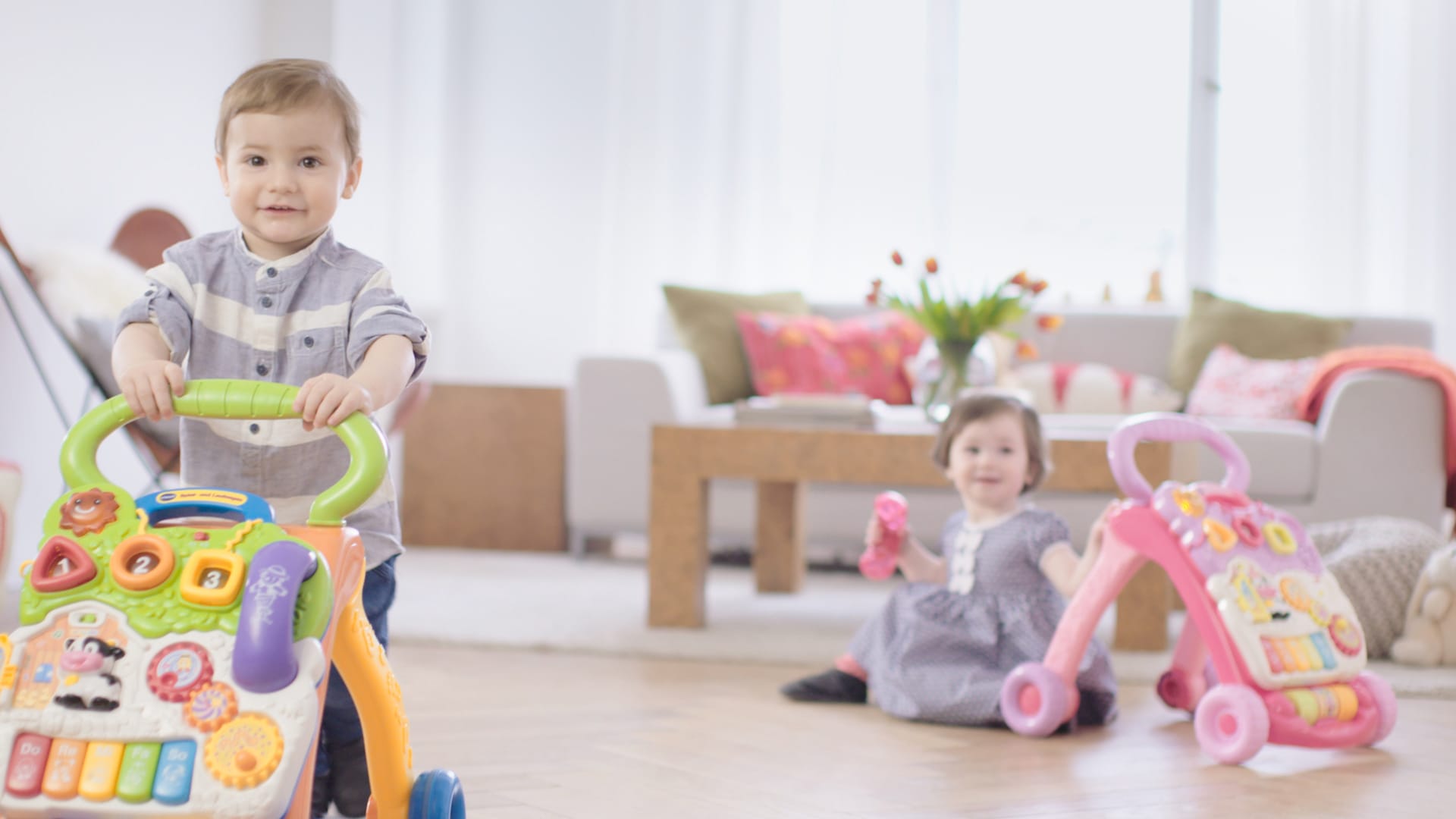 Vtech® Lauflernwagen »VTechBaby, Spiel-und Laufwagen«, mit 11 Kindermelodien