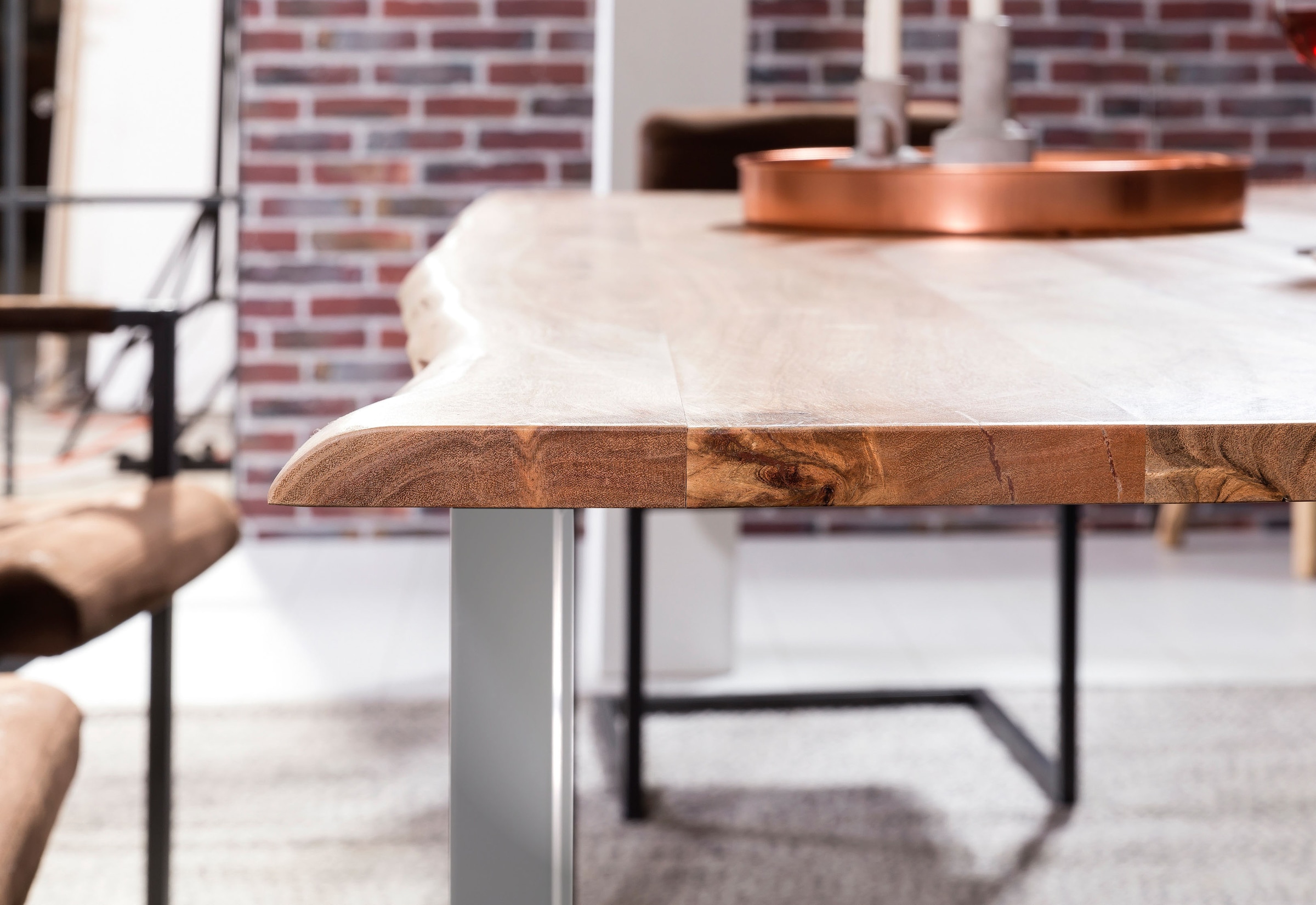 SIT Esstisch »Tops&Tables«, mit Tischplatte aus Wildeiche, mit Baumkante wie gewachsen, Vintage