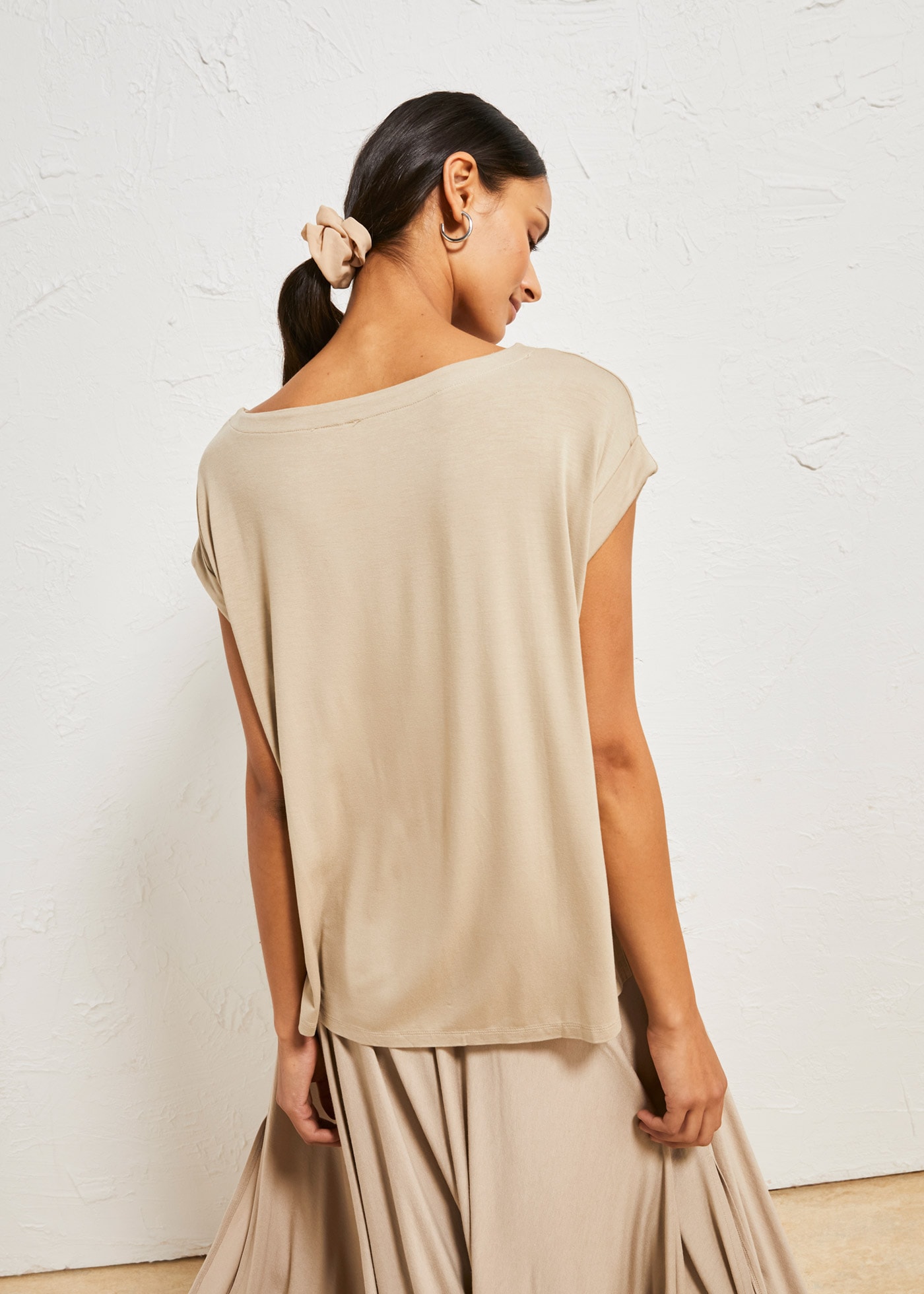 bonprix Oversize-Shirt »Oversize-Shirt aus fließender Viskose« oversize Passform, Kurzarm, für warme Tage, aus Viskose
