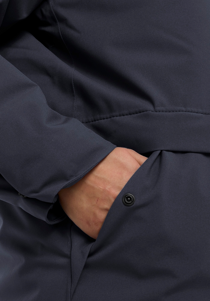 Jack Wolfskin Winterjacke »WINTERTIDE JKT W«, mit Kapuze