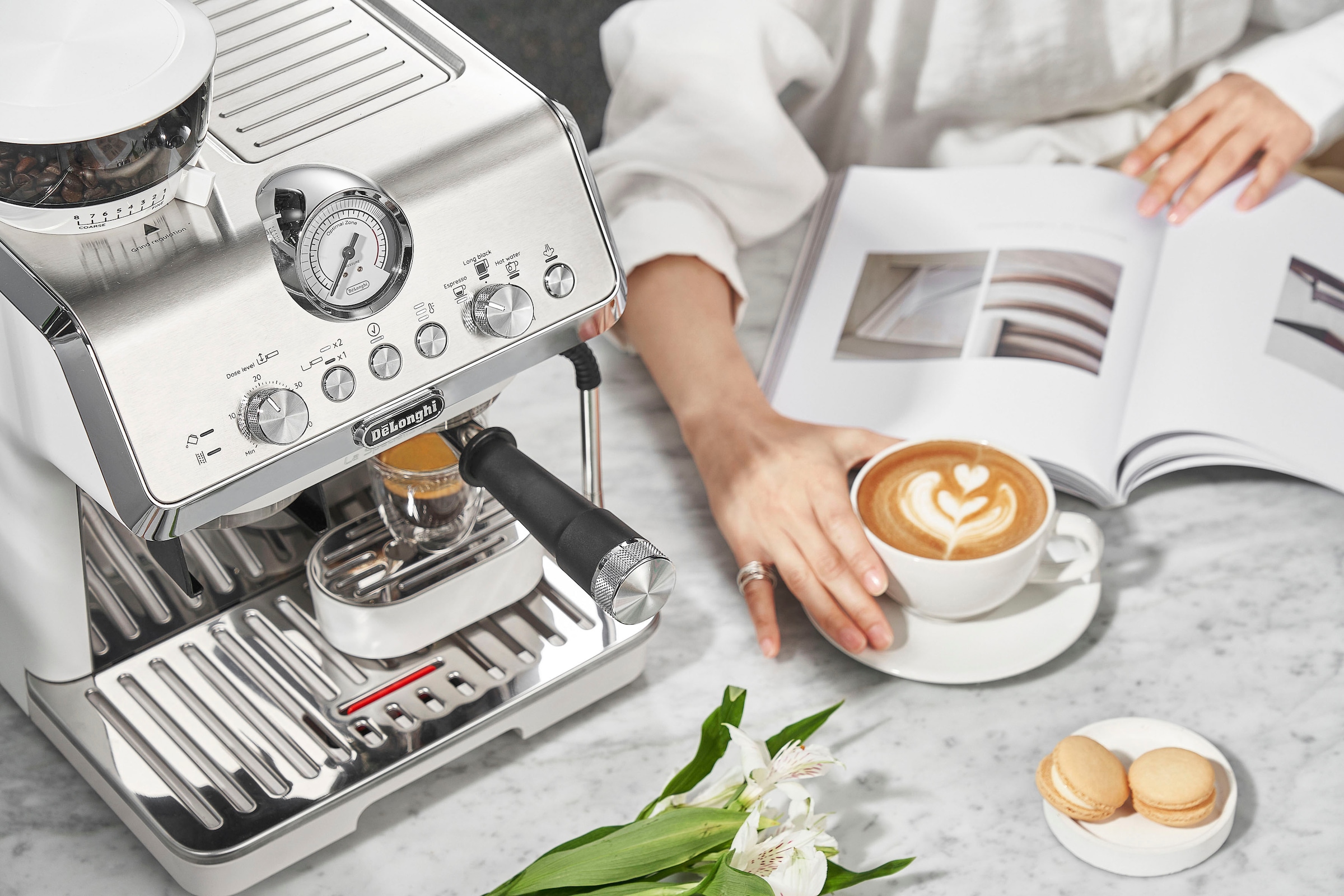 De'Longhi Siebträgermaschine »LaSpecialista Arte EC9155.W«, weiß, mit MyLatte Art System