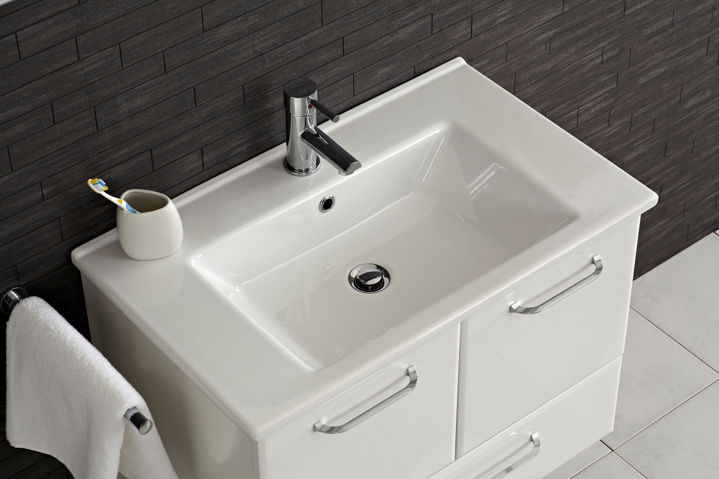 Saphir Badmöbel-Set »Quickset 341 3-teilig, Keramik-Waschtisch und LED-Spiegelschrank« Set, 3 Stk. tlg.