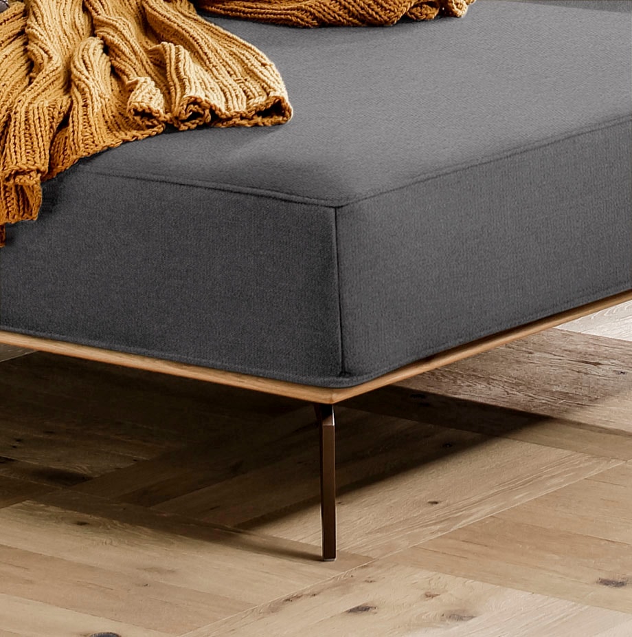 W.SCHILLIG Ecksofa »run, Designsofa mit tollem Sitzkomfort, bequem, L-Form«, mit Holzsockel, Füße in Bronze pulverbeschichtet, Breite 279 cm