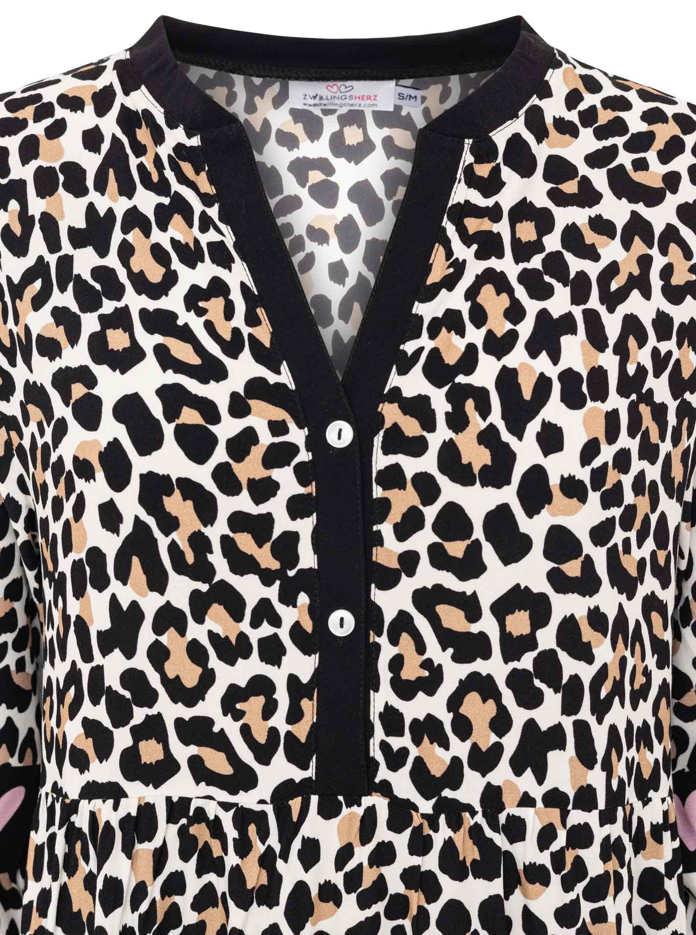 Zwillingsherz Maxikleid »"Classic Leo"« Ohne Taschen Leomuster, Knopfleiste und 3/4 Arm