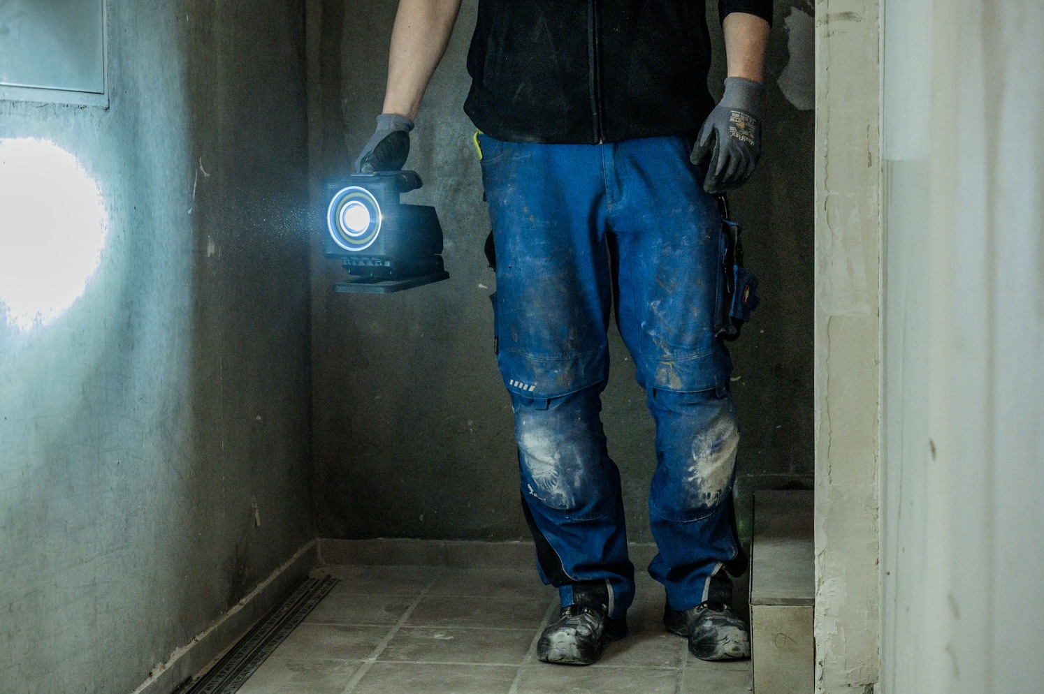 Brennenstuhl LED Baustrahler »Multi Battery LED Akku Handscheinwerfer HL 3000«, Leuchtmittel LED-Modul | LED fest integriert, kompatibel mit 18V Akkus 11 verschiedener Hersteller