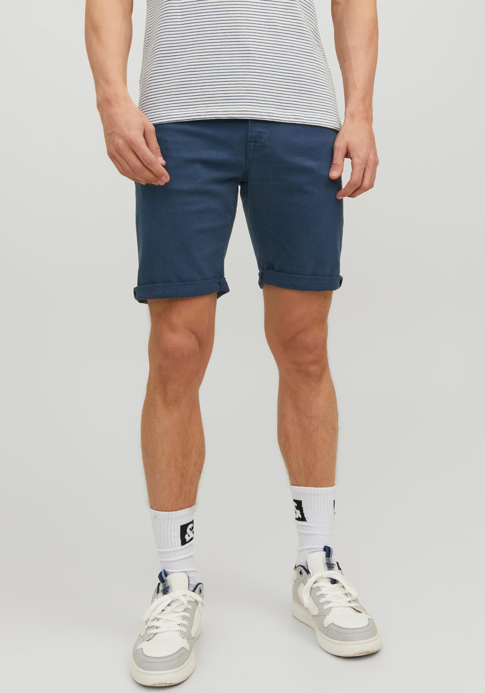 Bild von Jack & Jones Jeansshorts »JPSTRICK JJICON SHORTS AMA SN«