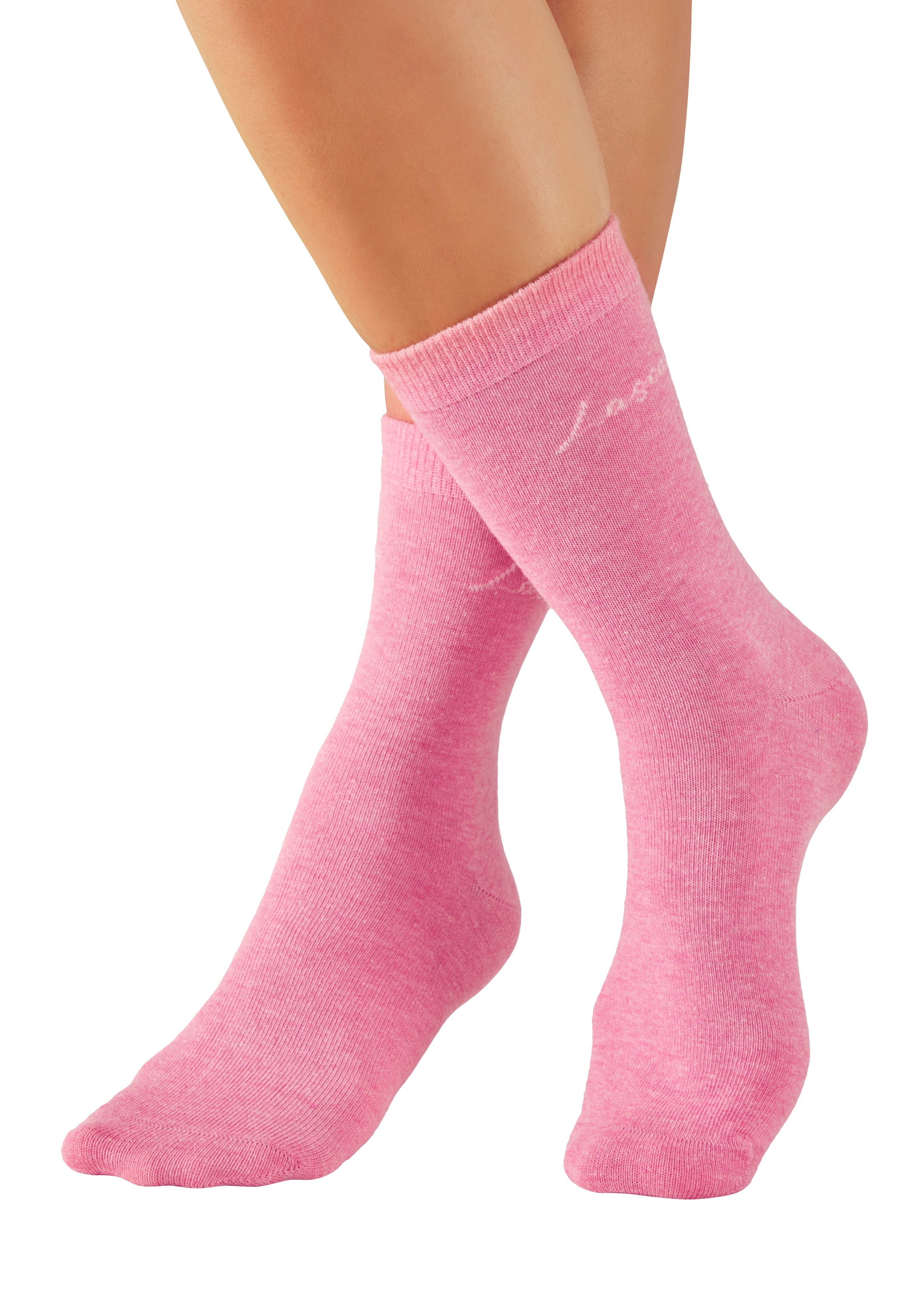 LASCANA Basicsocken »für Damen mit eingestricktem Markenlogo« Box, 7 Stk. tlg. in ansprechender Geschenkbox