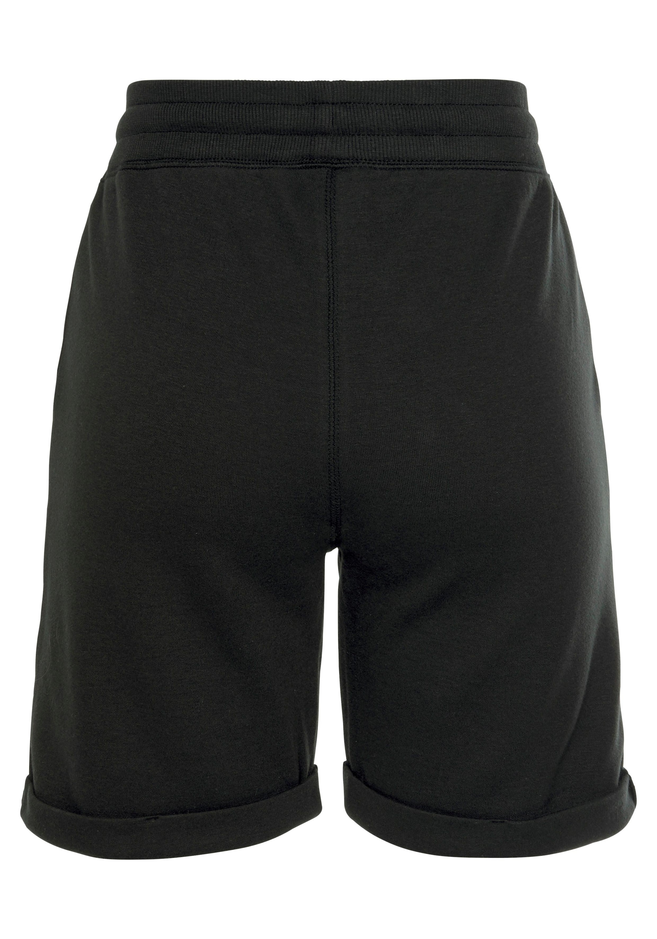Bench. Loungewear Bermudas, mit aufgeschlagenen Beinsäumen und seitlichen Taschen, Loungewear