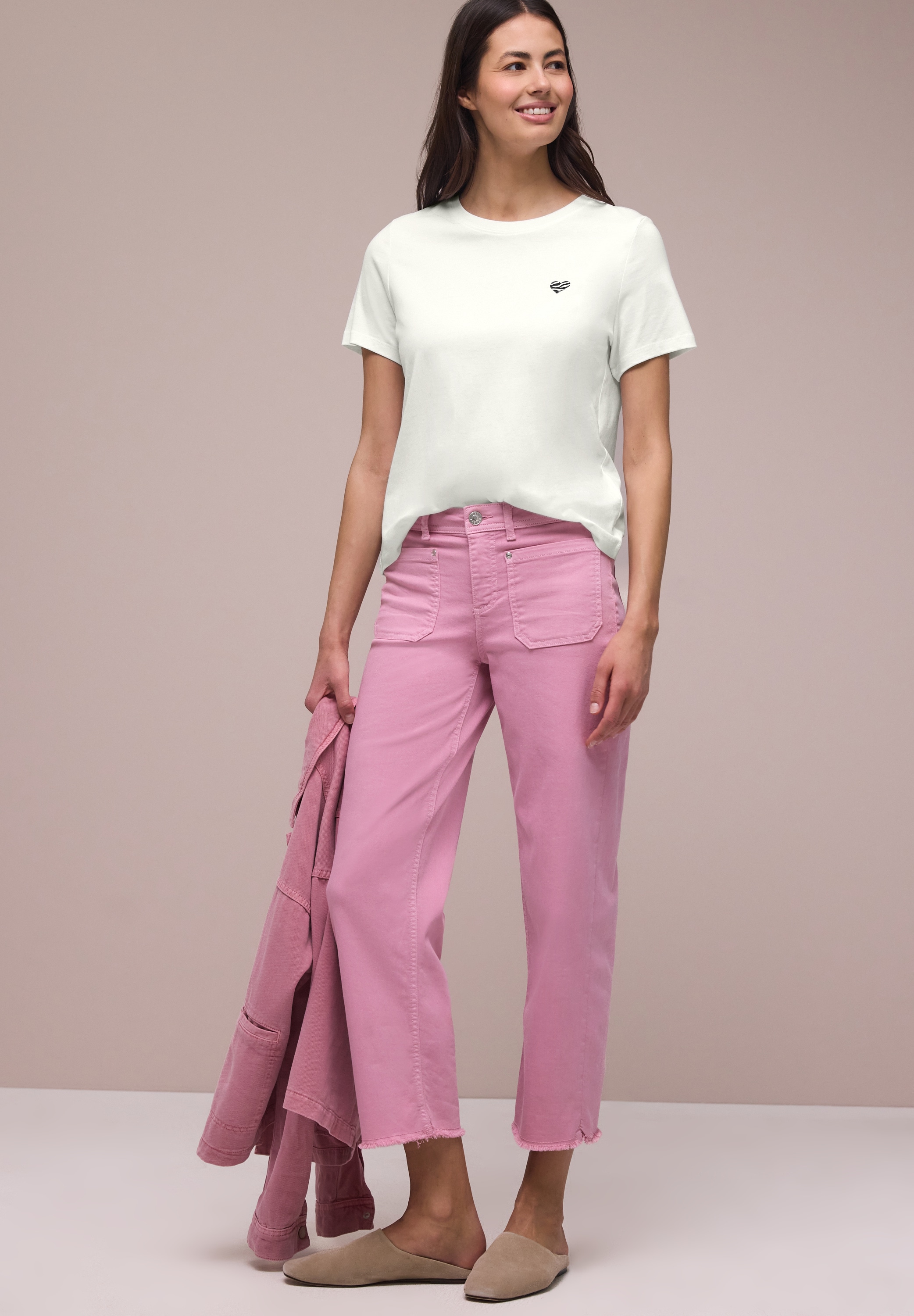 STREET ONE Kurzarmshirt Sommershirt mit Rundhals und Herzdetail