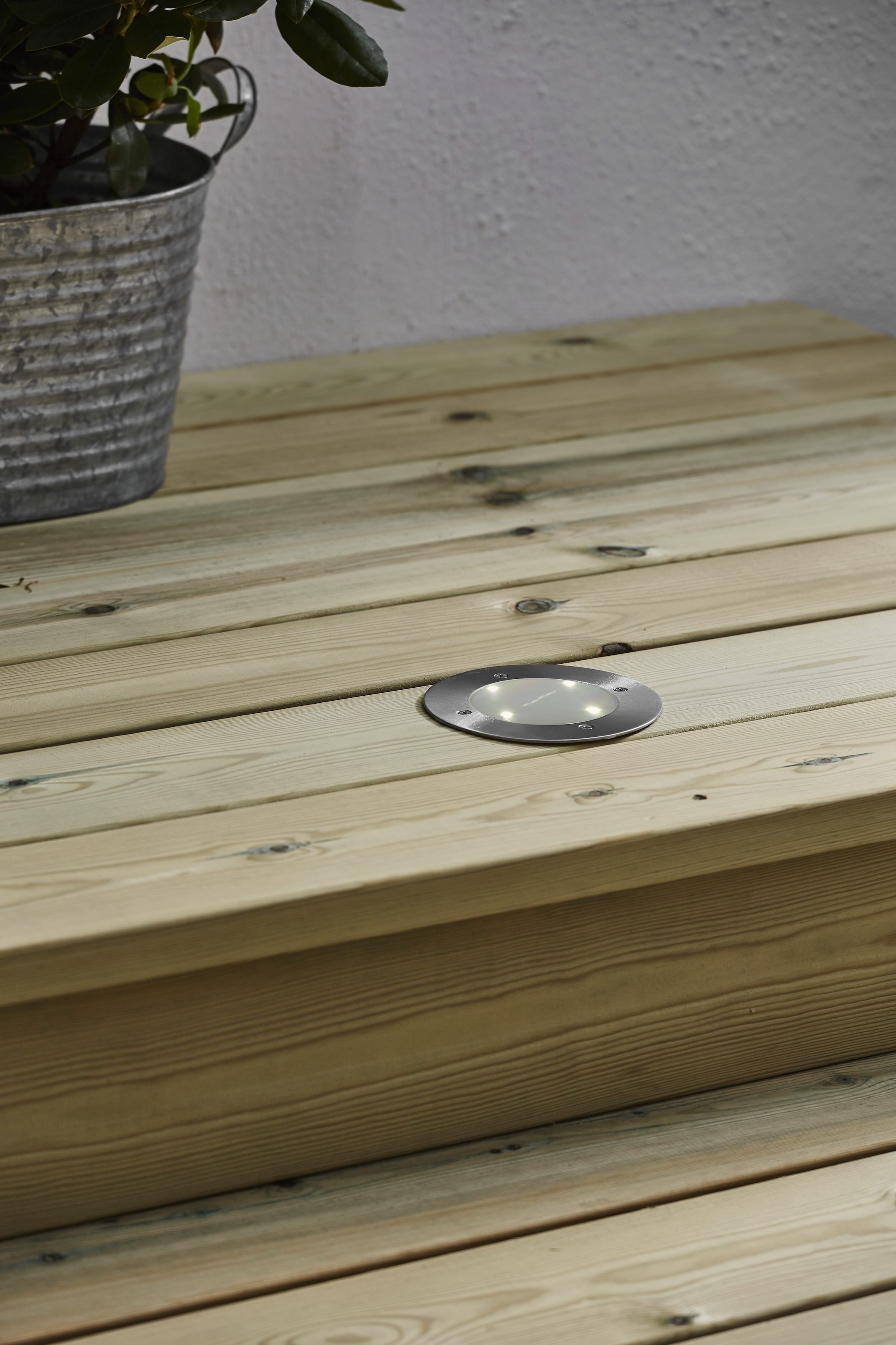 Parforce Traditional Hunting LED Solarleuchte »Solar-Spotlight Deckenleuchte« LED-Board 1 Stk. Neutralweiß flache Bauform für bodennahen Einbau, Dämmerungssensor