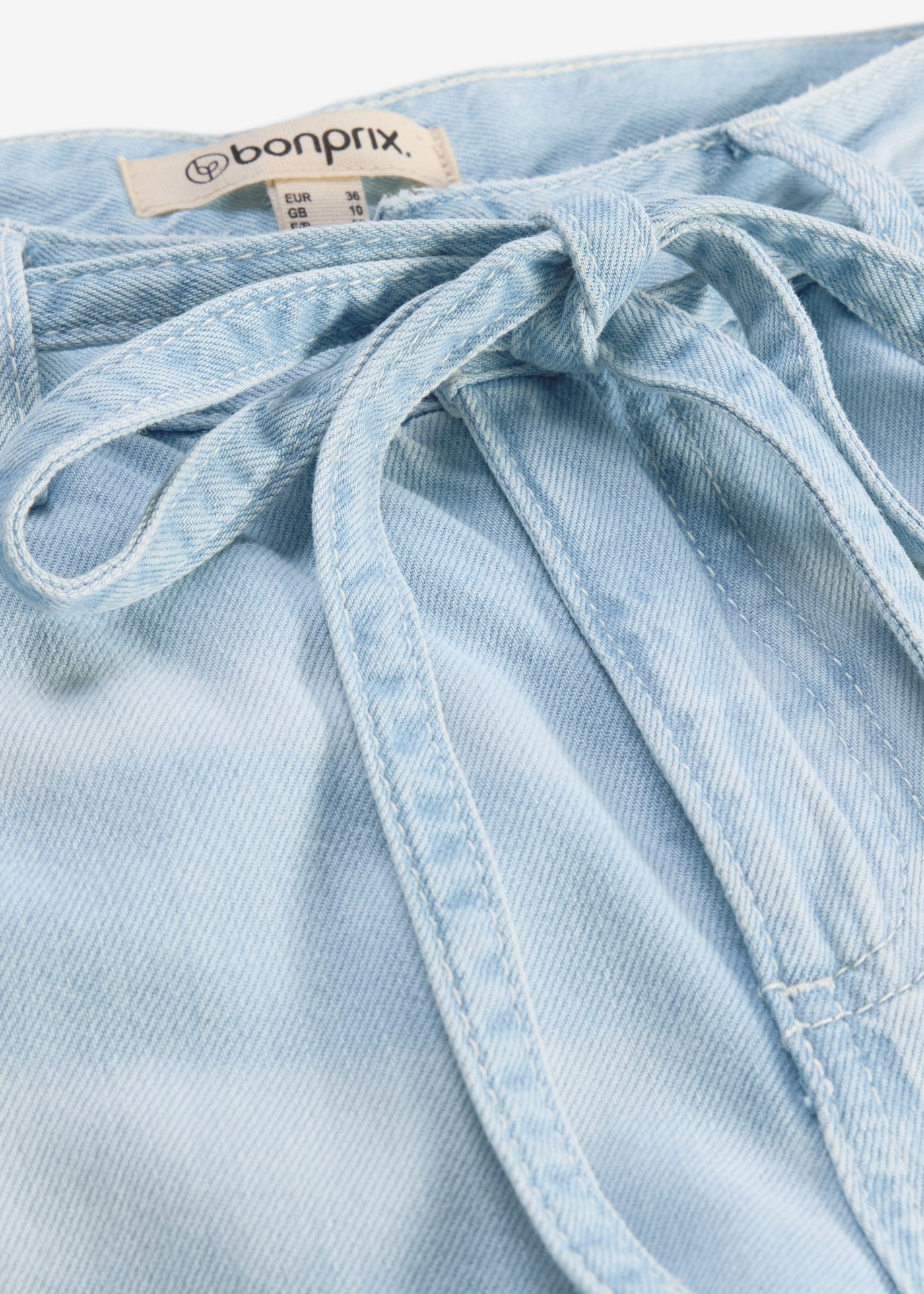 bonprix Weite Jeans lockerer Loose Fit, low Stretch Denim, 5-Pocket-Design