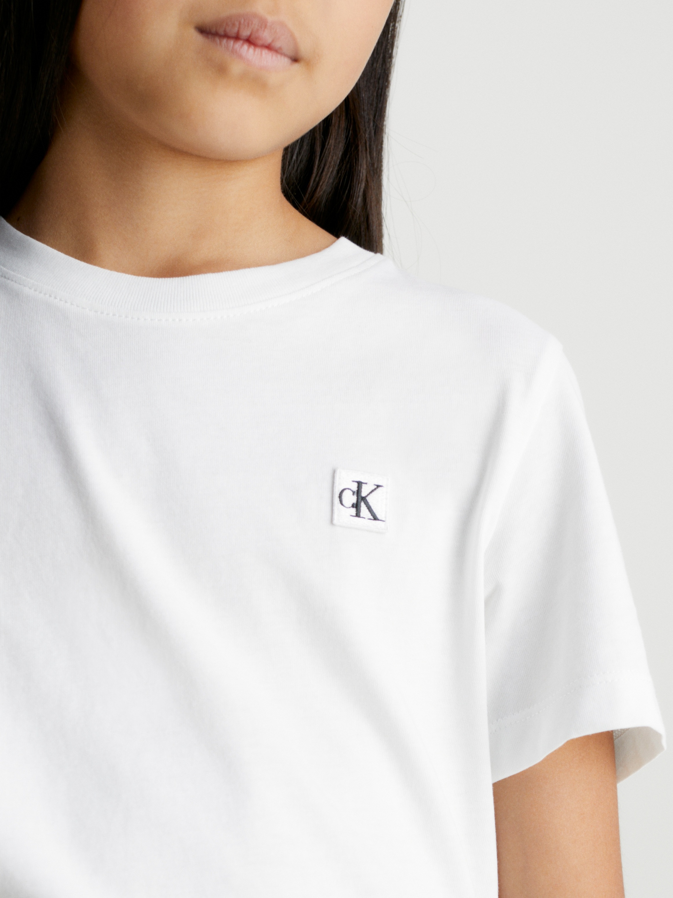 Calvin Klein Jeans T-Shirt »MONOGRAM MINI BADGE T-SHIRT« für Kinder bis 16 Jahre