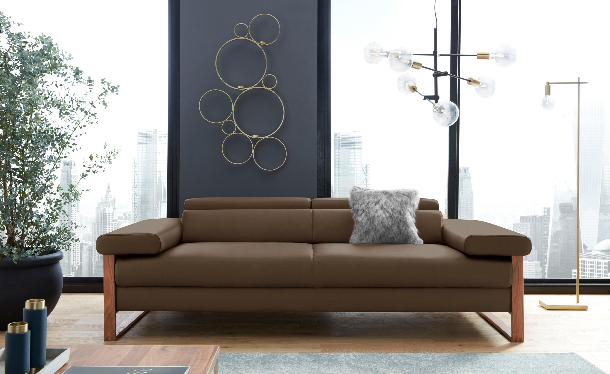 W.SCHILLIG 2,5-Sitzer »finn«, German Design Award 2016, Fußgestell Nussbaum natur, Breite 230 cm