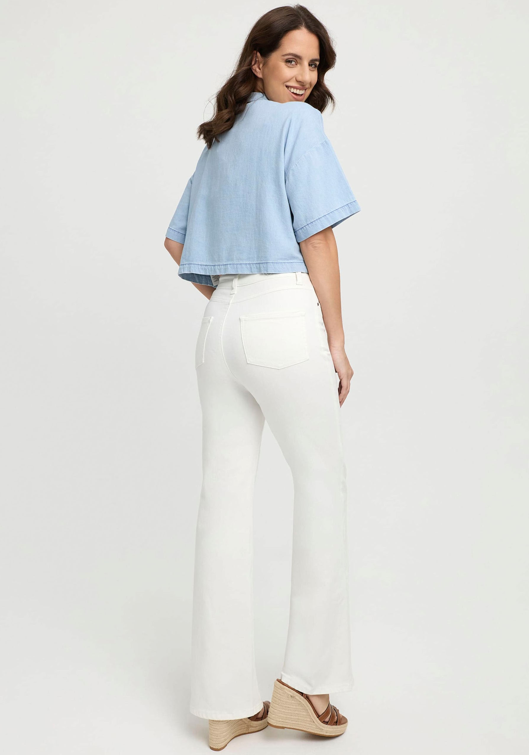 wonderjeans Schlagjeans Flared, mit Stretch