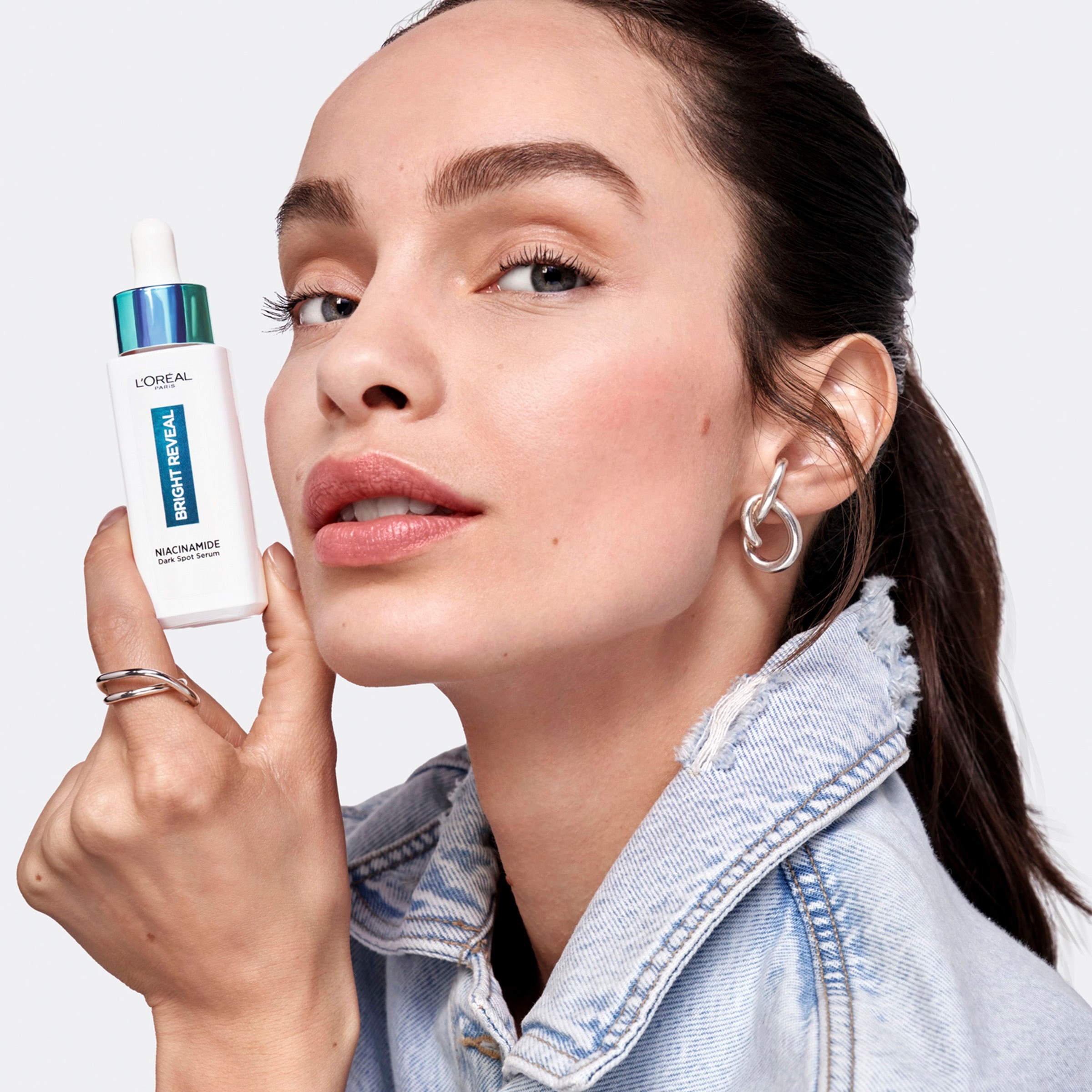 L'ORÉAL PARIS Gesichtsserum »Bright Reveal Dark Spot Niaci Serum«, mit Niacinamid