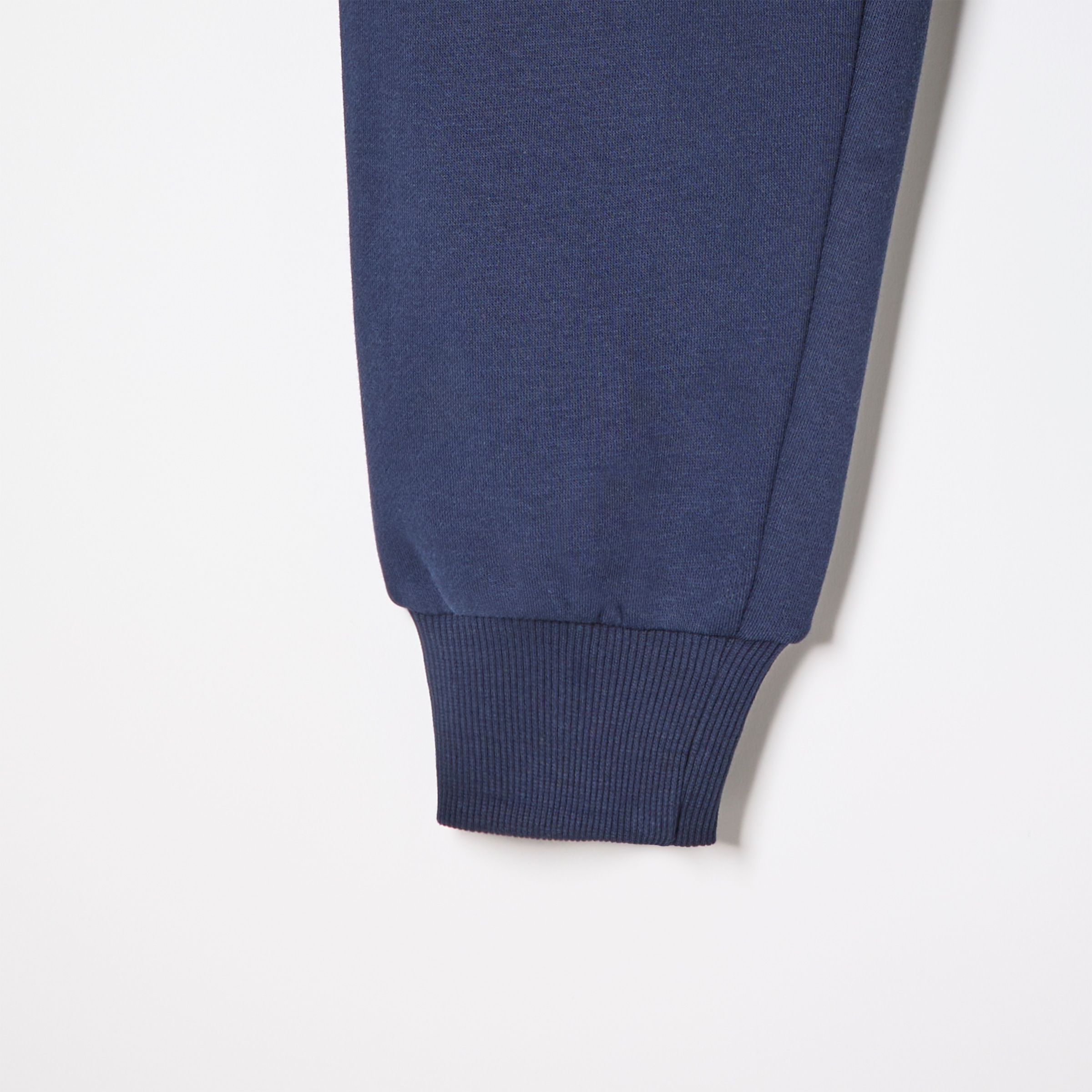 Ellesse Jogginganzug »CHIVASSO JOG SUIT« aus Baumwolle und Polyester, bequeme Passform