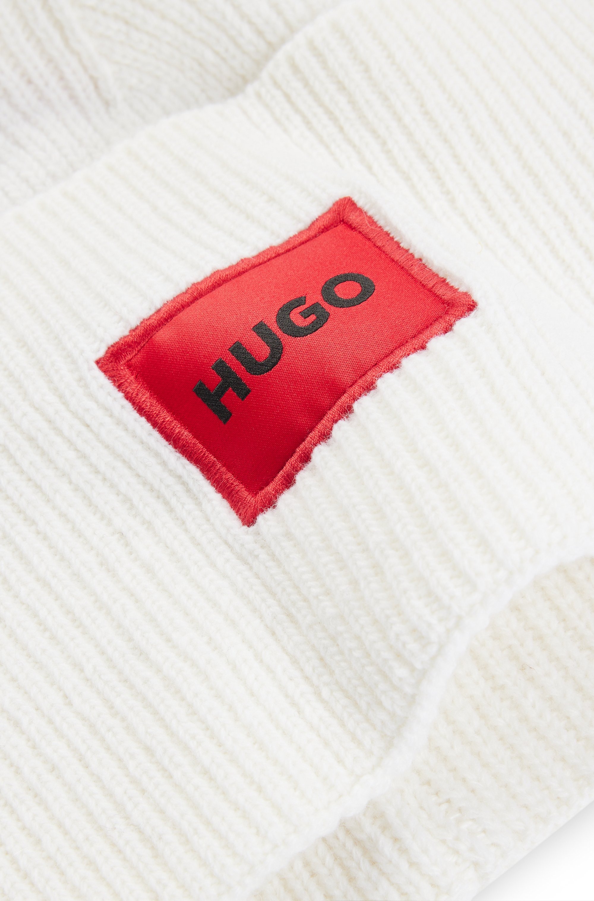 HUGO Beanie »Xaff 6«, mit Logobadge