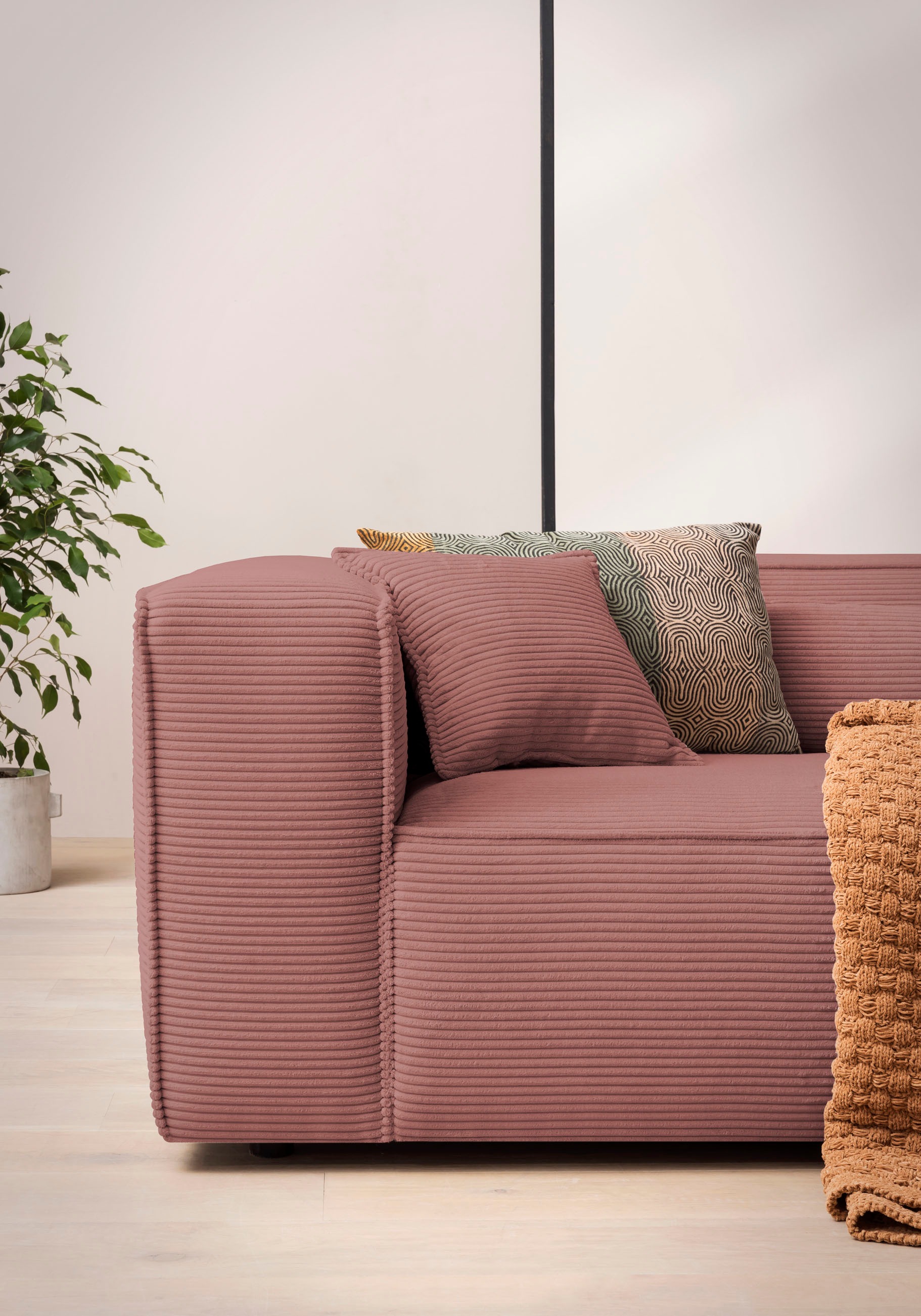 LeGer Home by Lena Gercke Polsterecke »PIARA XXL, L-Form mit Schlaffunktion, Big-Sofa in Cord o. Leinenoptik«, Hocker stellbar zum Schlafsofa (Krokodilverbinder), tiefe Sitzfläche
