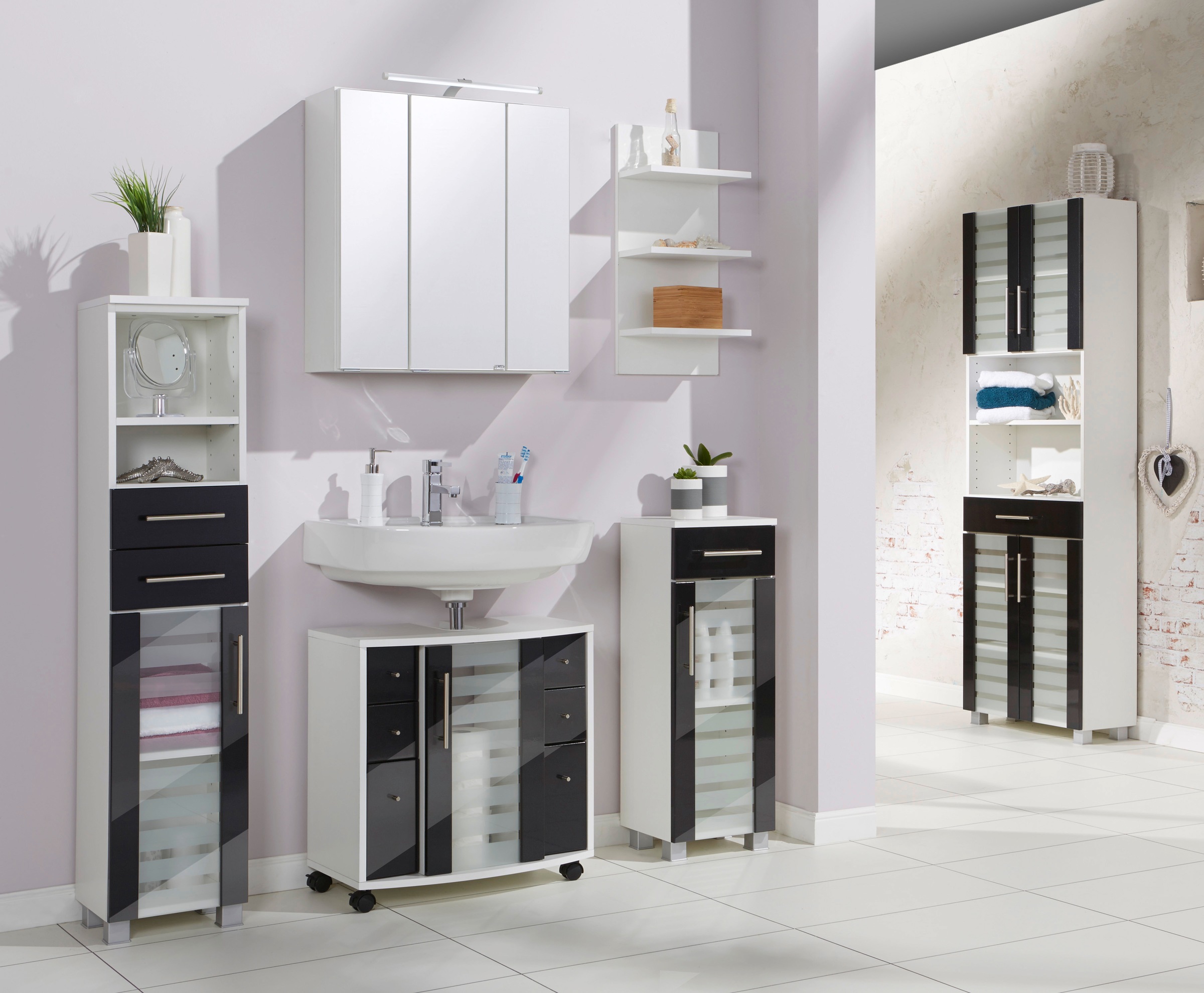 welltime Waschbeckenunterschrank »Jaca«, Breite 60 cm, mit hochglänzenden F günstig online kaufen