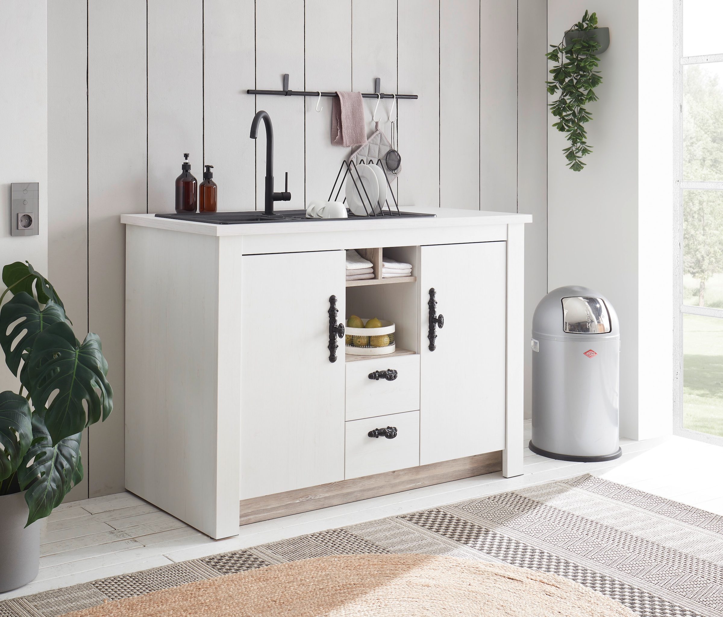 Home affaire Spülenschrank »Florenz, Küchenunterschrank in Pinie Weiß, Unterschrank«, mit verschnörkeltem Metallgriff, im Landhausstil, Arbeitshöhe 92 cm